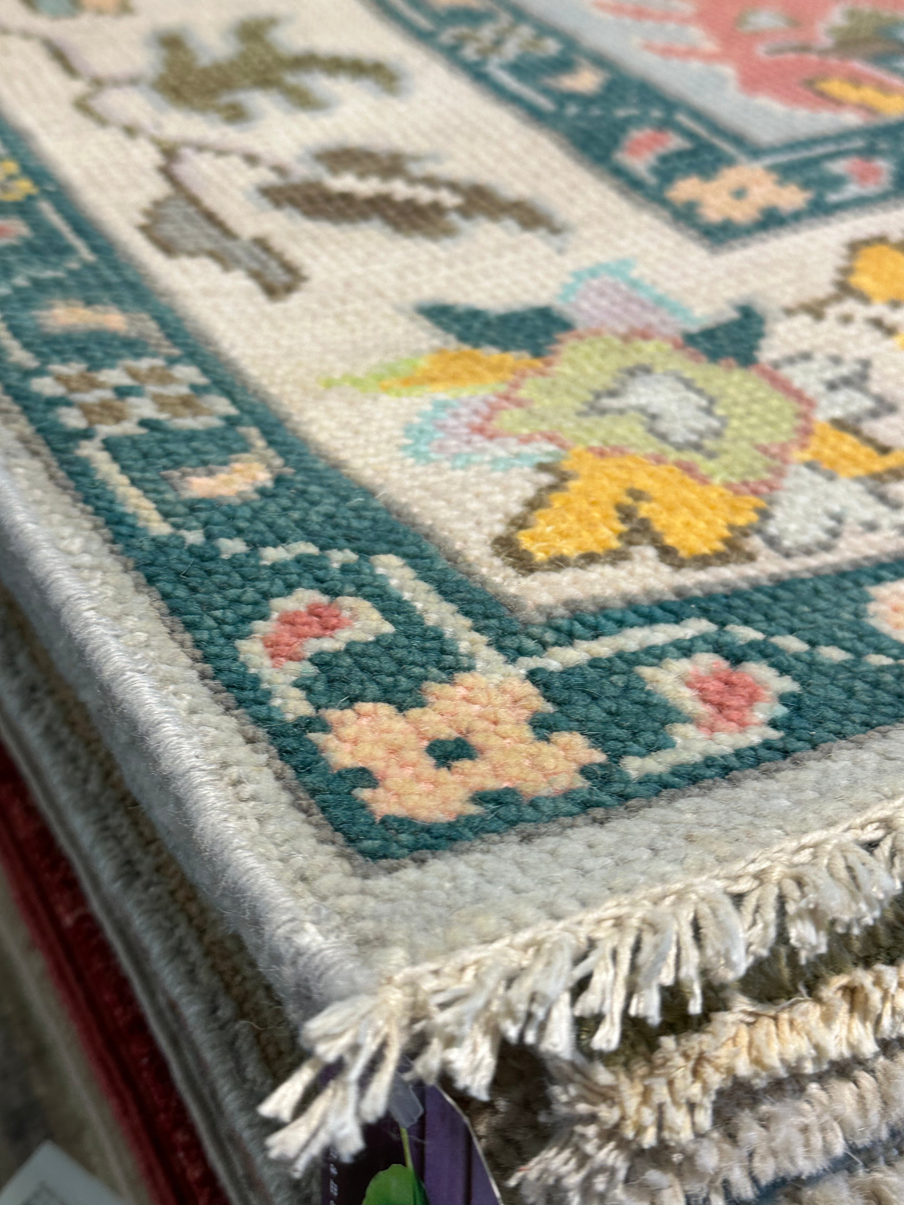 Moyra Bore 5.3x7 Multi Color Hand-Knotted Oushak Rug