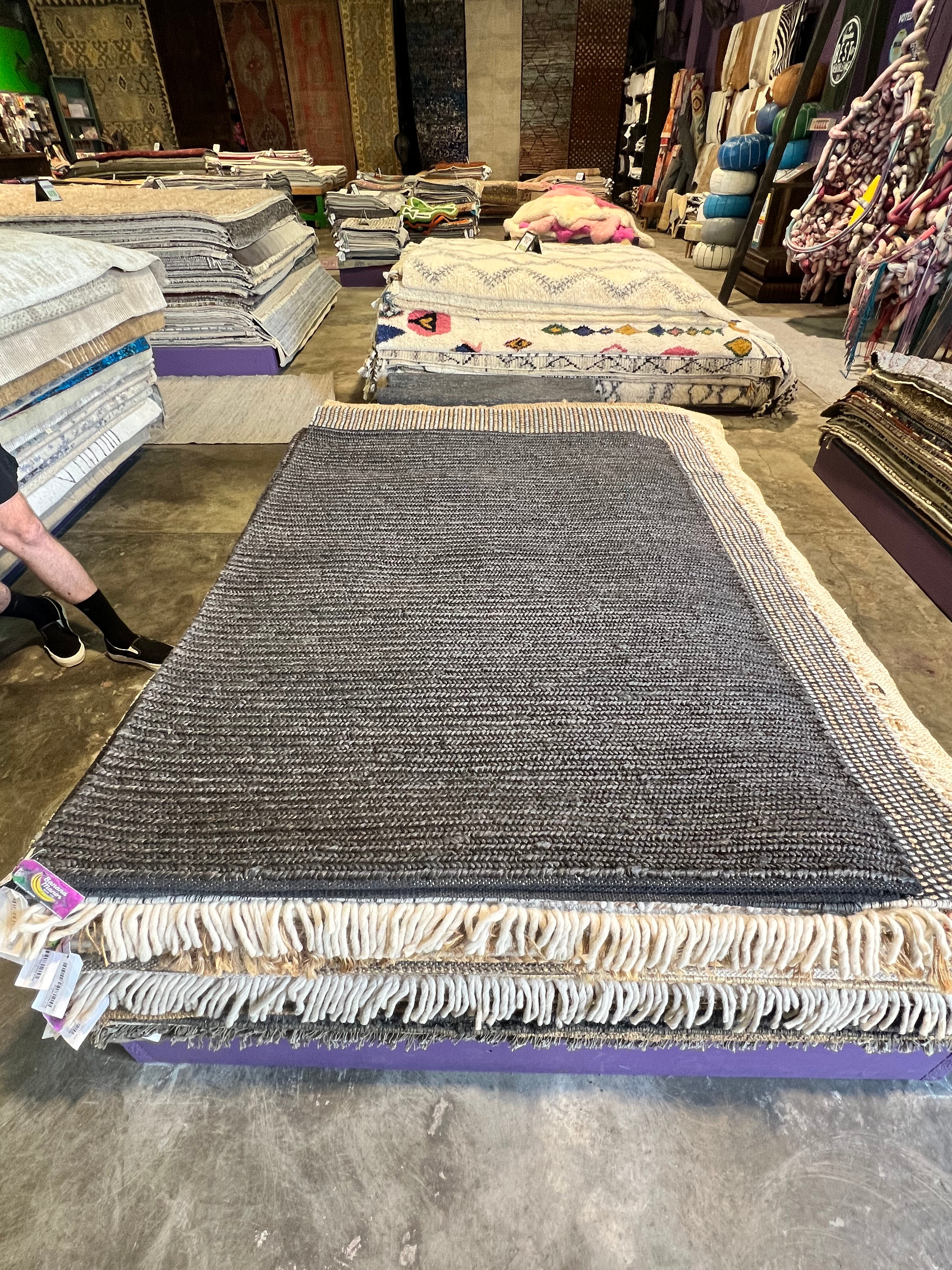 Stuart Largely Handwoven 4.6x6.6 Black Jute Rug CLEARANCE 70% OFF