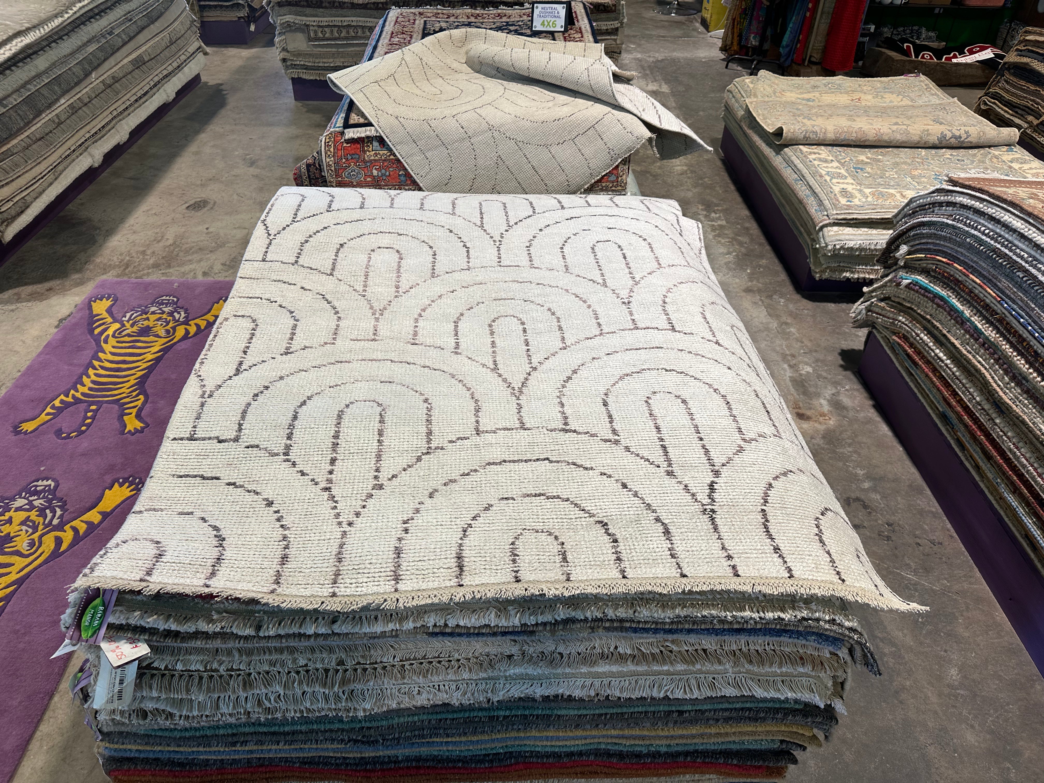 Ben Lester 4.6x6.6 Ivory Hand-Knotted Modern Style Rug