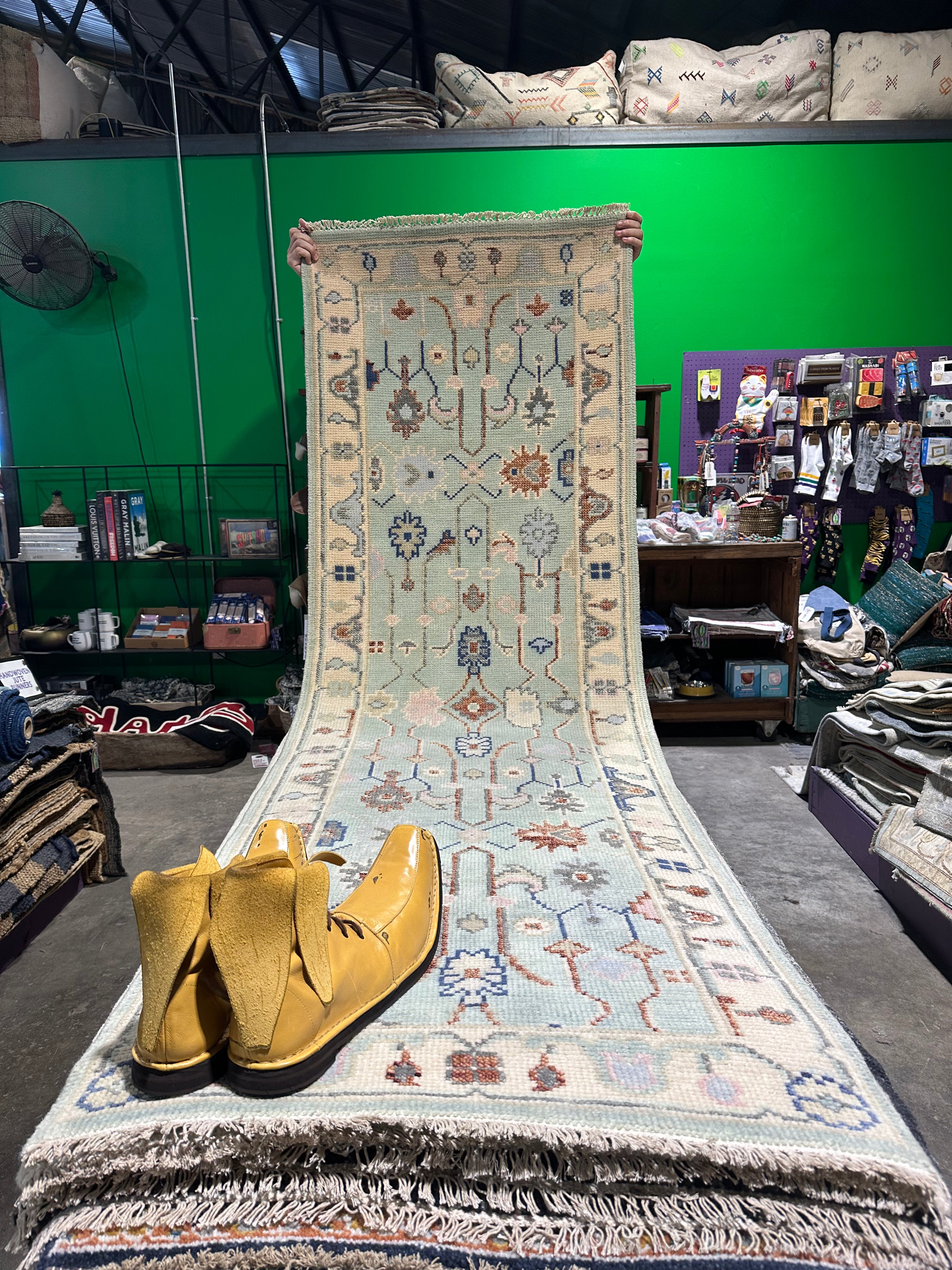 Sedona Carvajal 2.6x8 Lght Green Hand-Knotted Oushak Runner