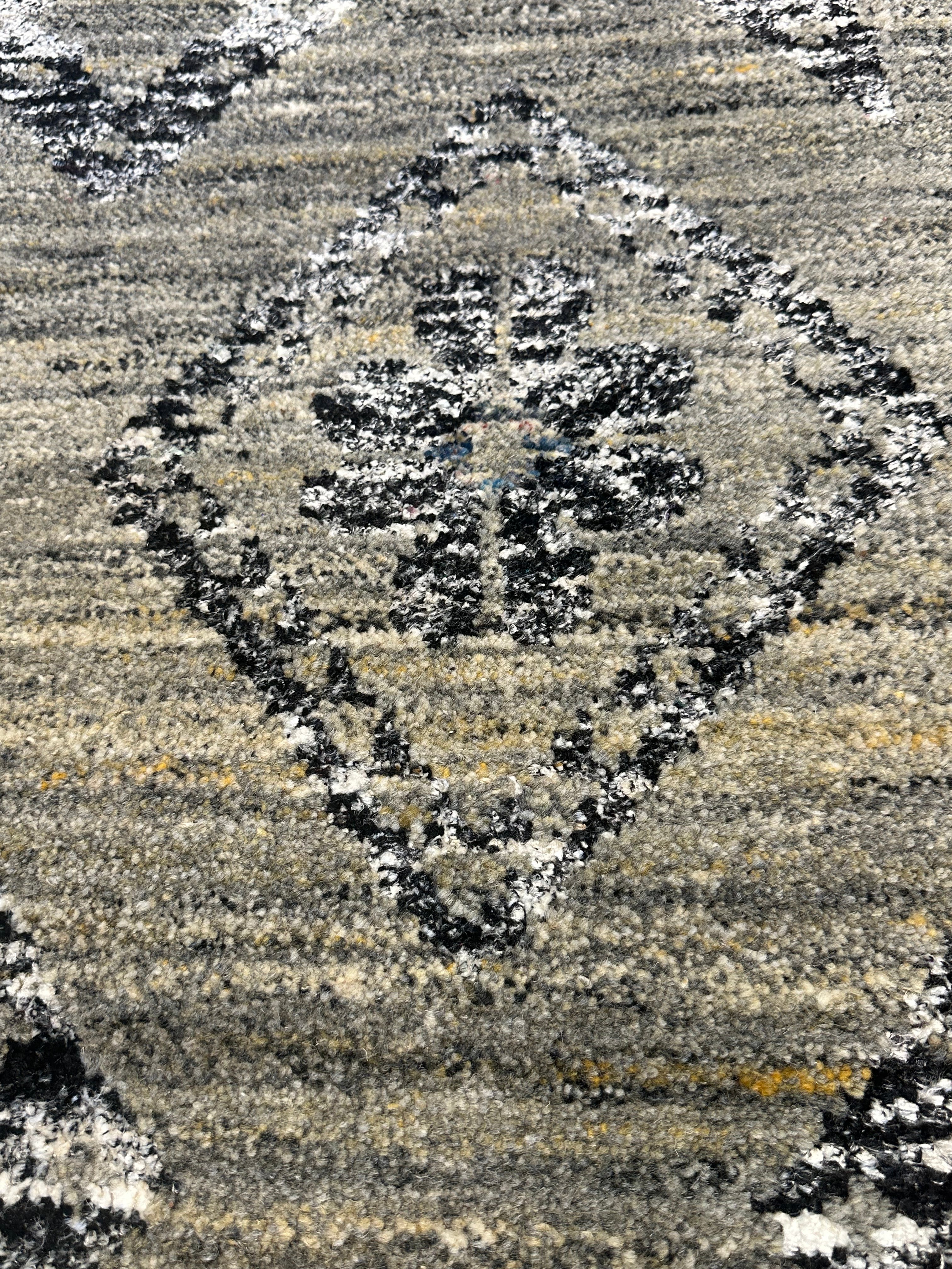 Bud 8x10 Hand-Knotted Grey Abstract