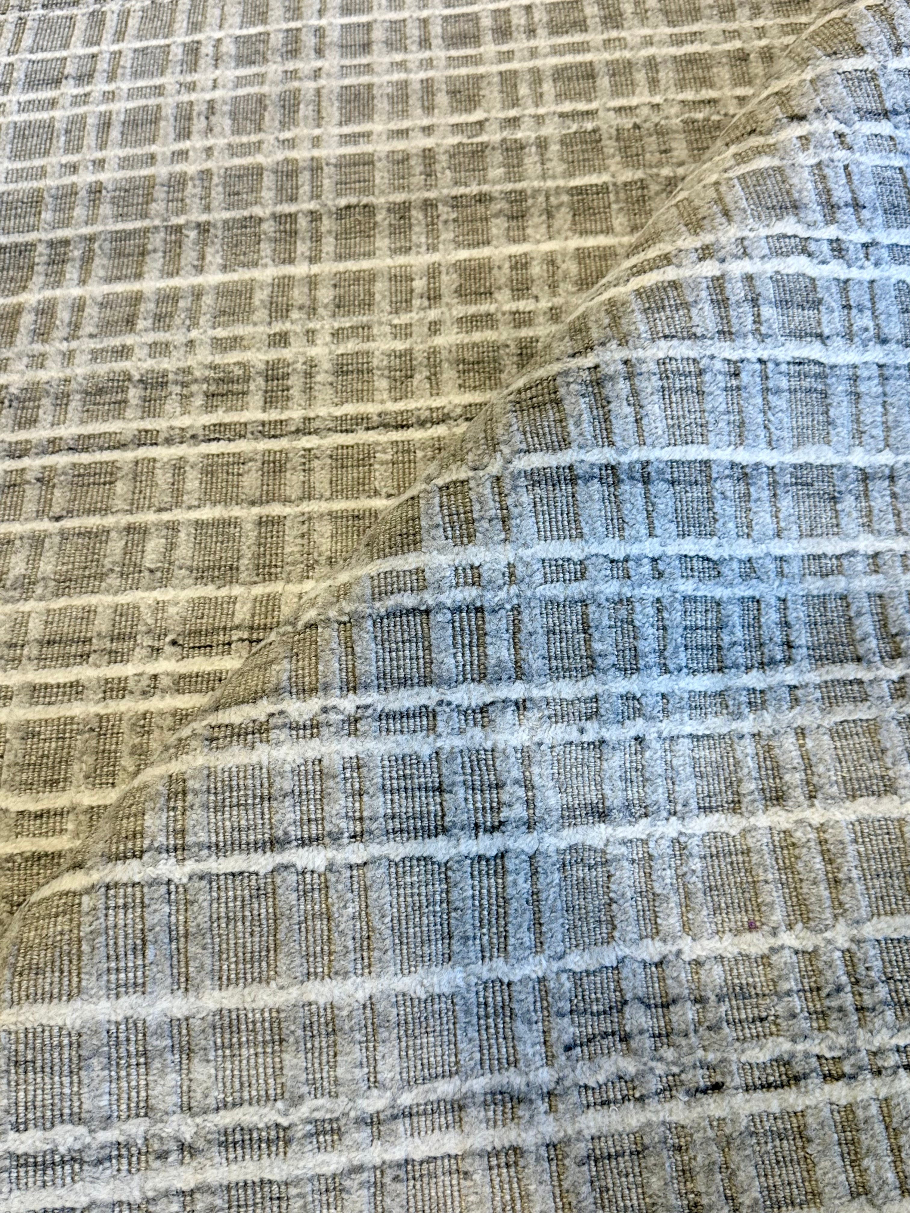 Cato 10x13.9 Handwoven Textured Silver and Grey