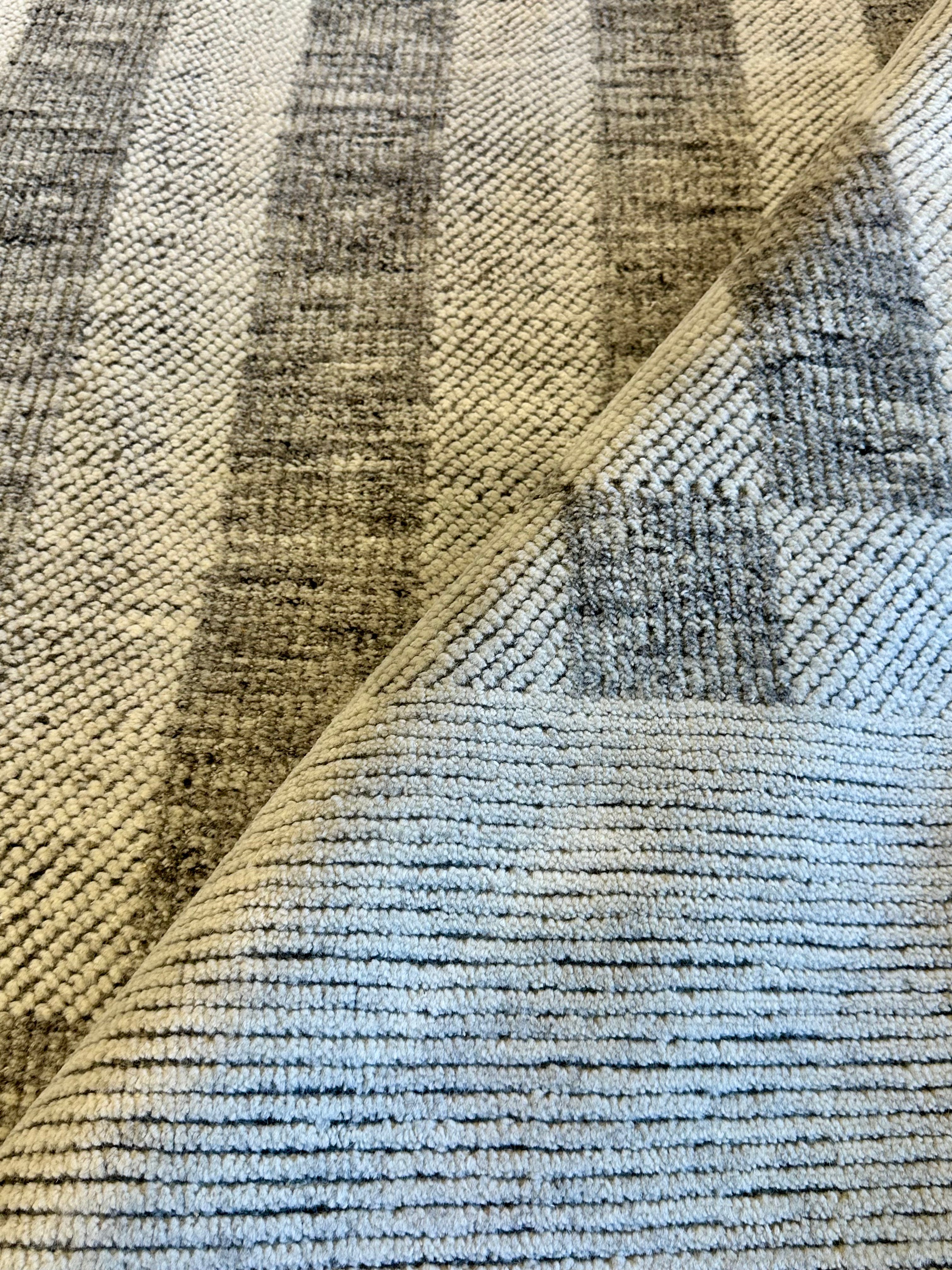 Boris 10.3x13.9 Hand-Knotted Ivory & Grey Modern