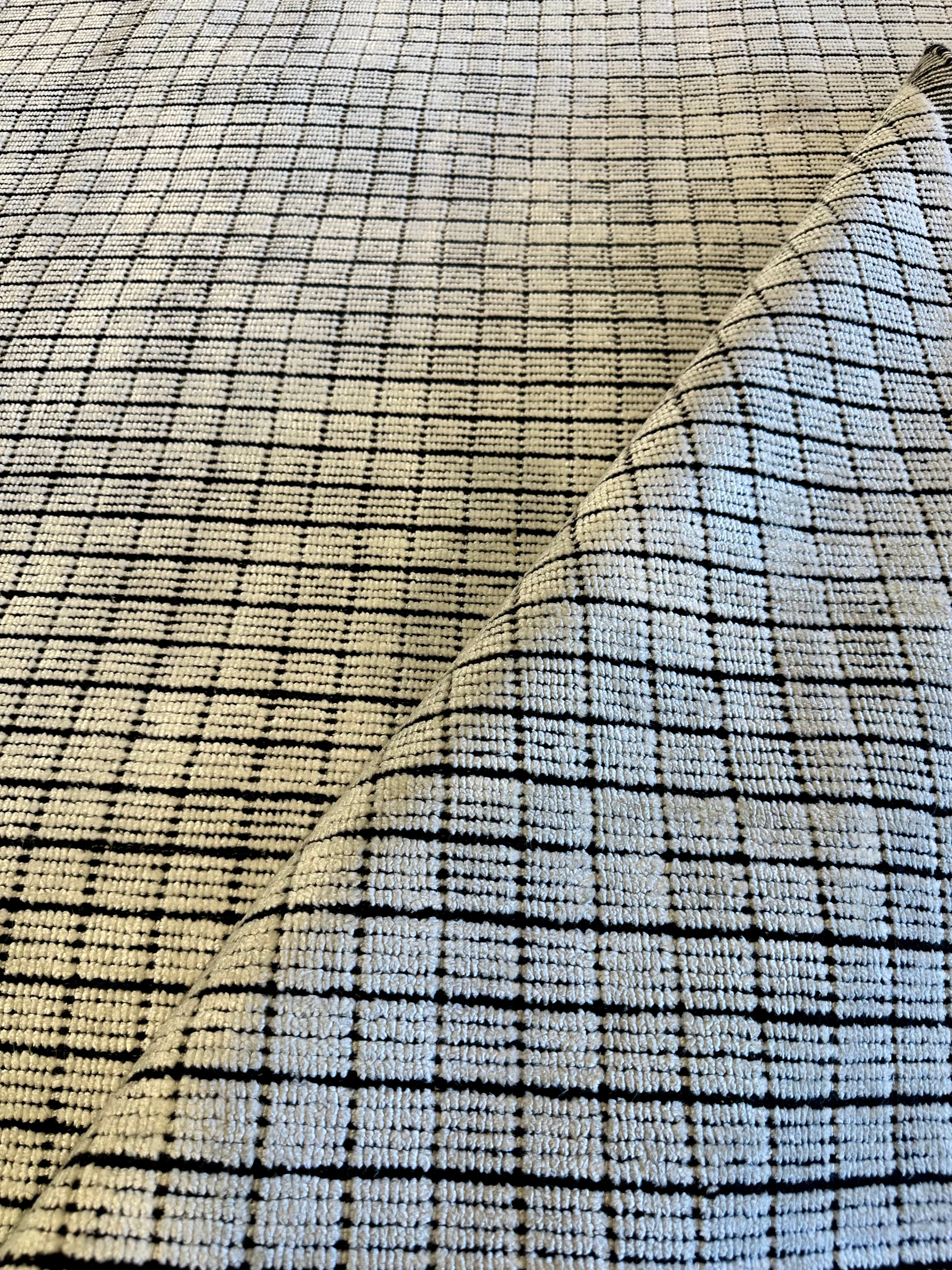 Clarke for Robin High-Low Handwoven Rug Black and White (Multiple Sizes)
