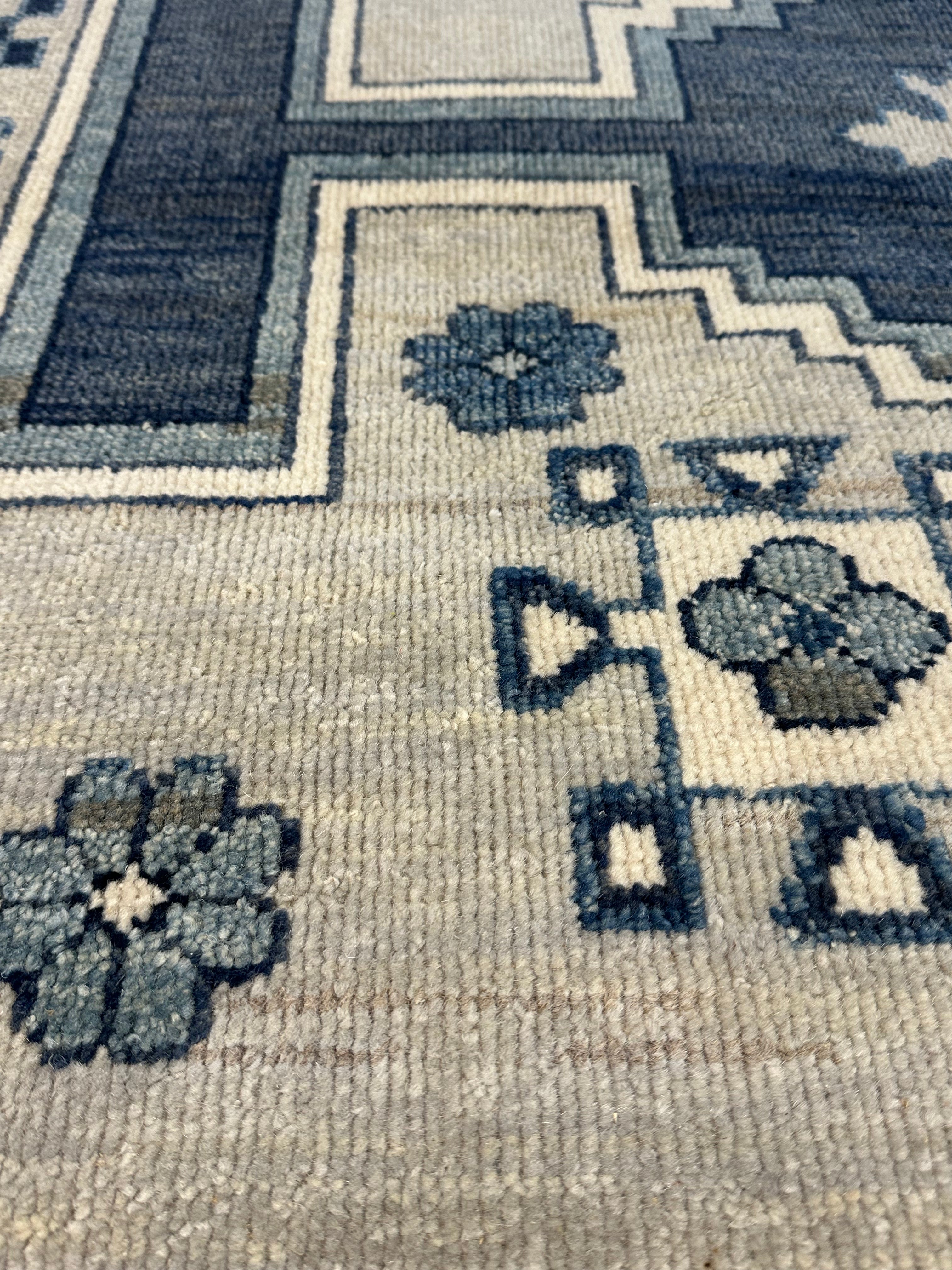 Hellen Cane 2.3x4.6 Blue & Grey Hand-Knotted Oushak Rug