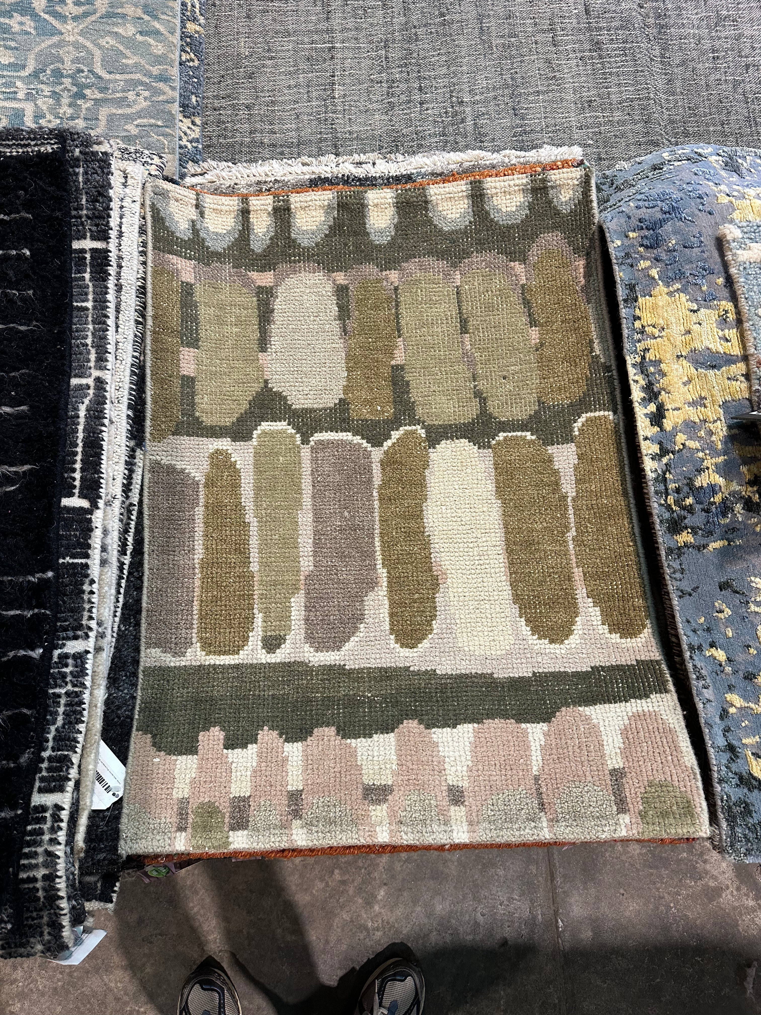 Anthony Jerez 2x3 Hand-Knotted Modern Rug