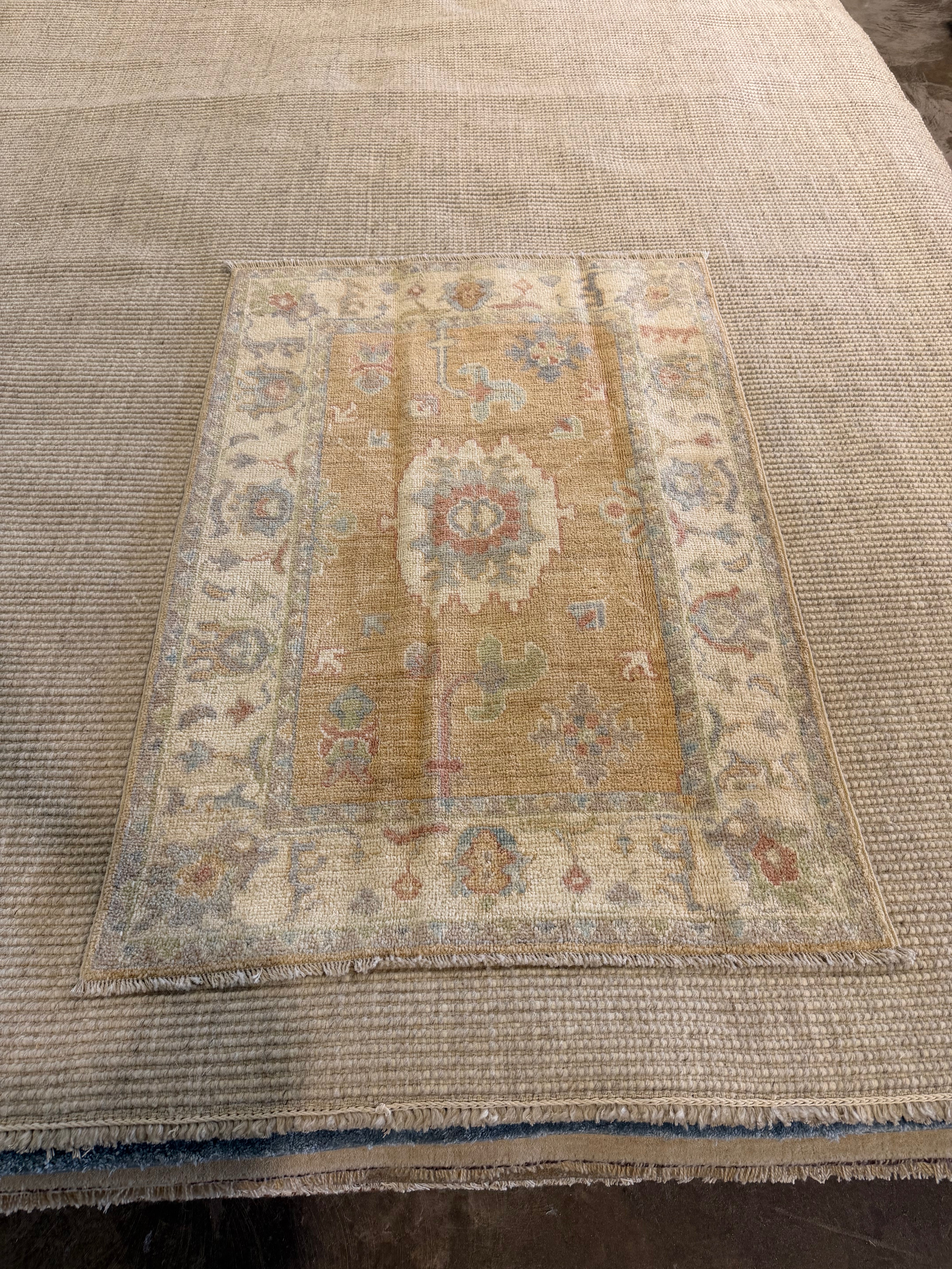Keya Kellum 2.10x4.1 Gold Afghani Whitewashed Oushak