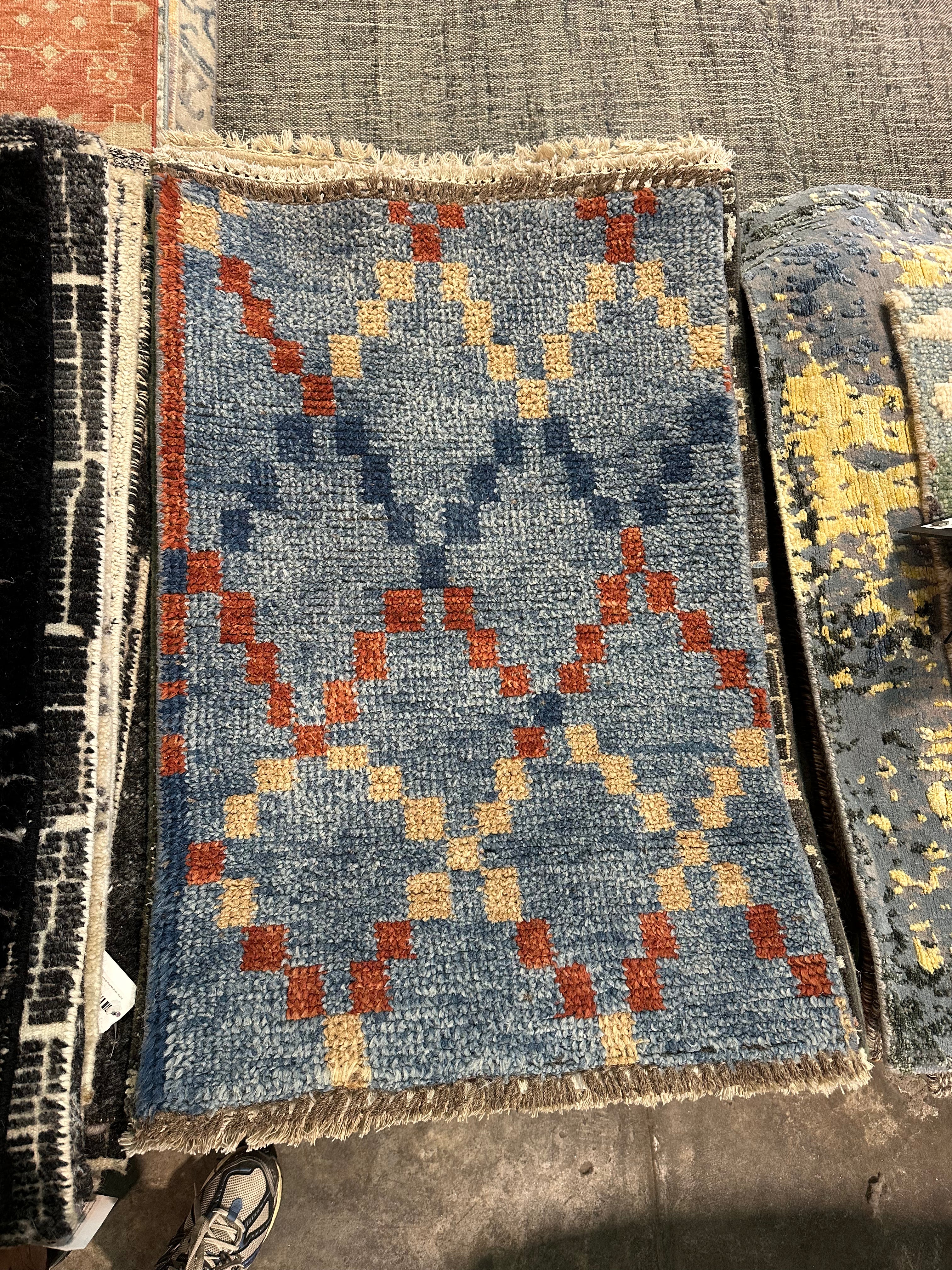 Adam J. Jackson 2x3 Hand-Knotted Modern Rug