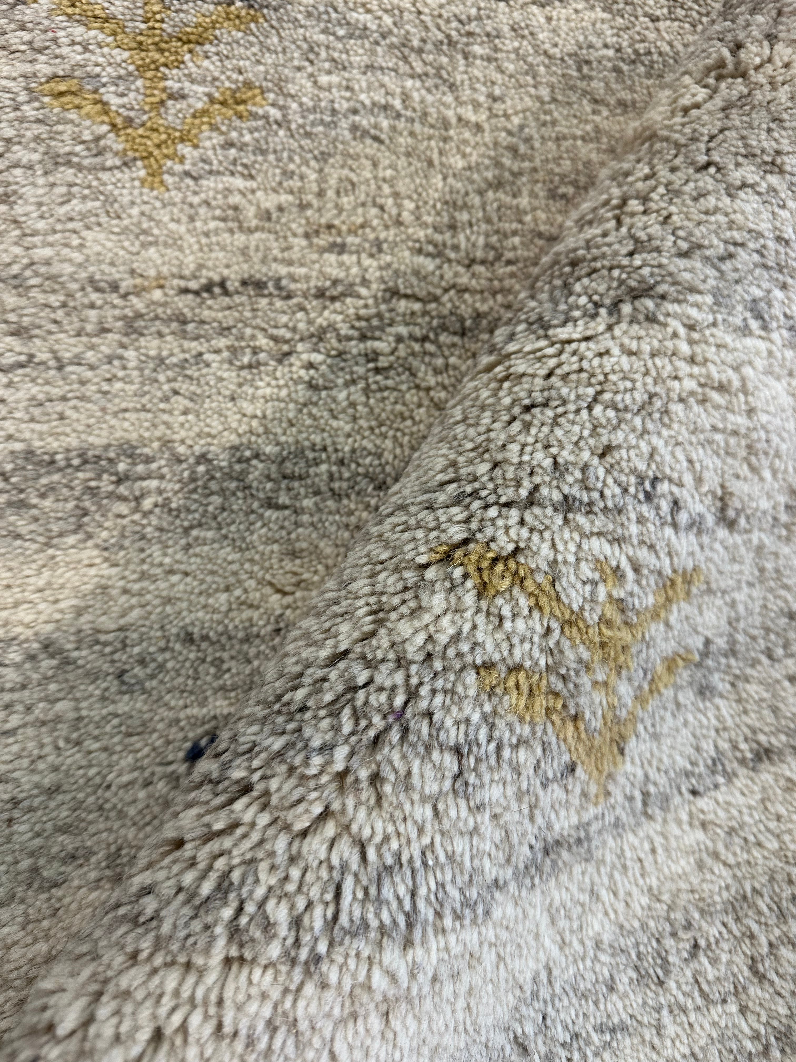 Aidan Christman 2x3 Hand-Knotted Modern Rug
