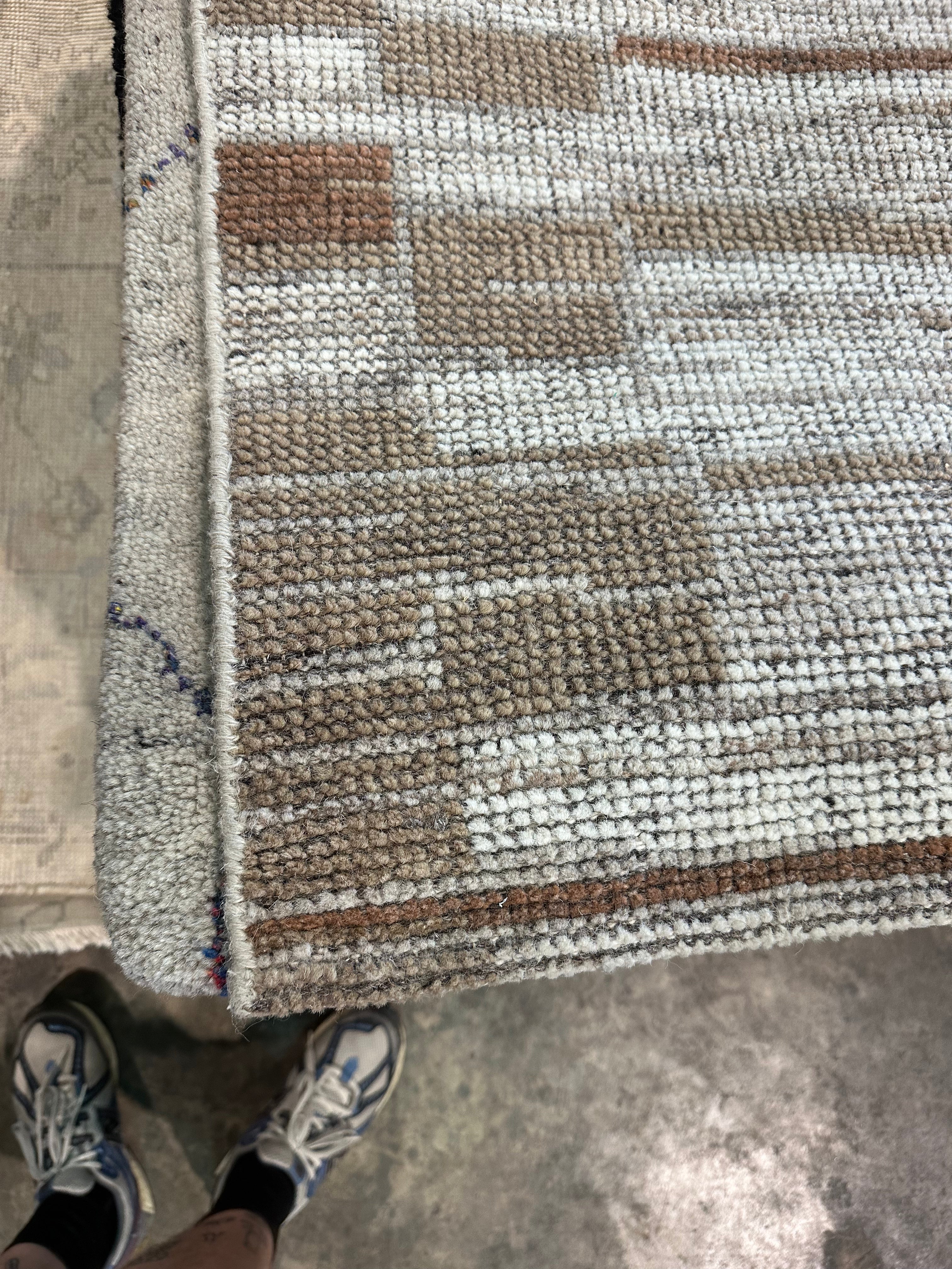 Barry Kolman 2x3 Hand-Knotted Modern Rug