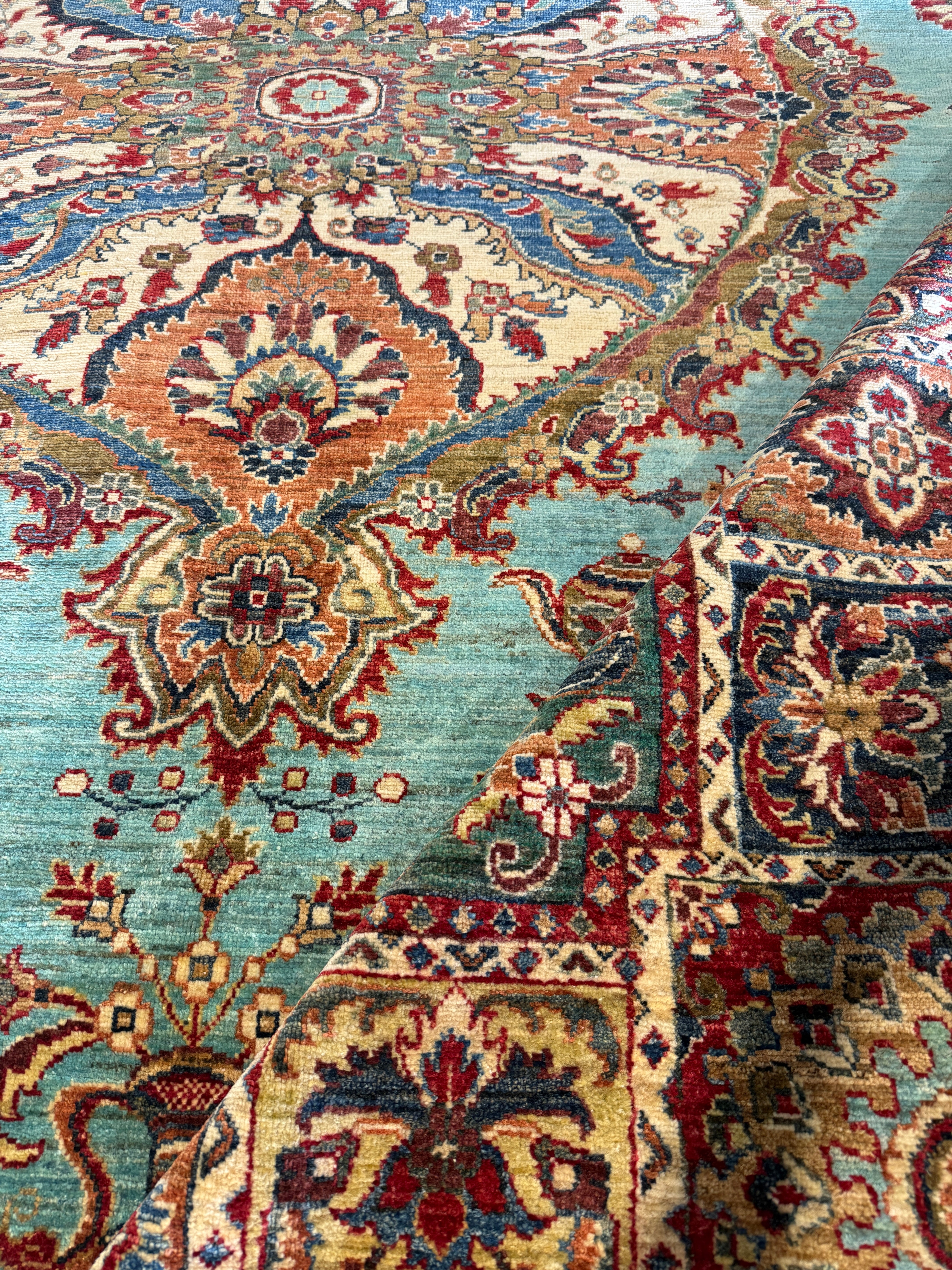 Jessica Chastain 7.11x9.11 COLOR Afghani Heriz Rug