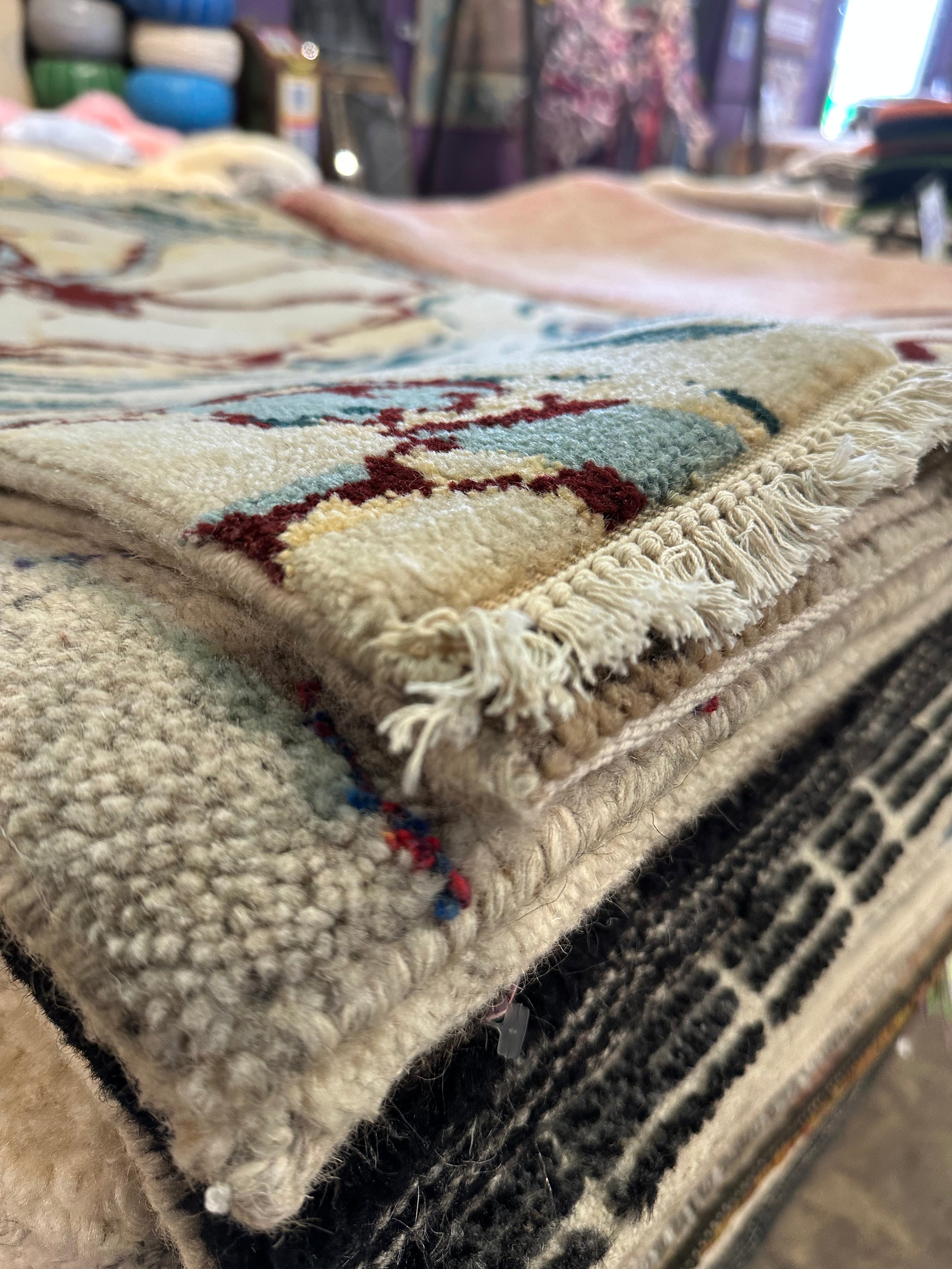 Roger Shaw 2x3 Hand-Knotted Modern Rug