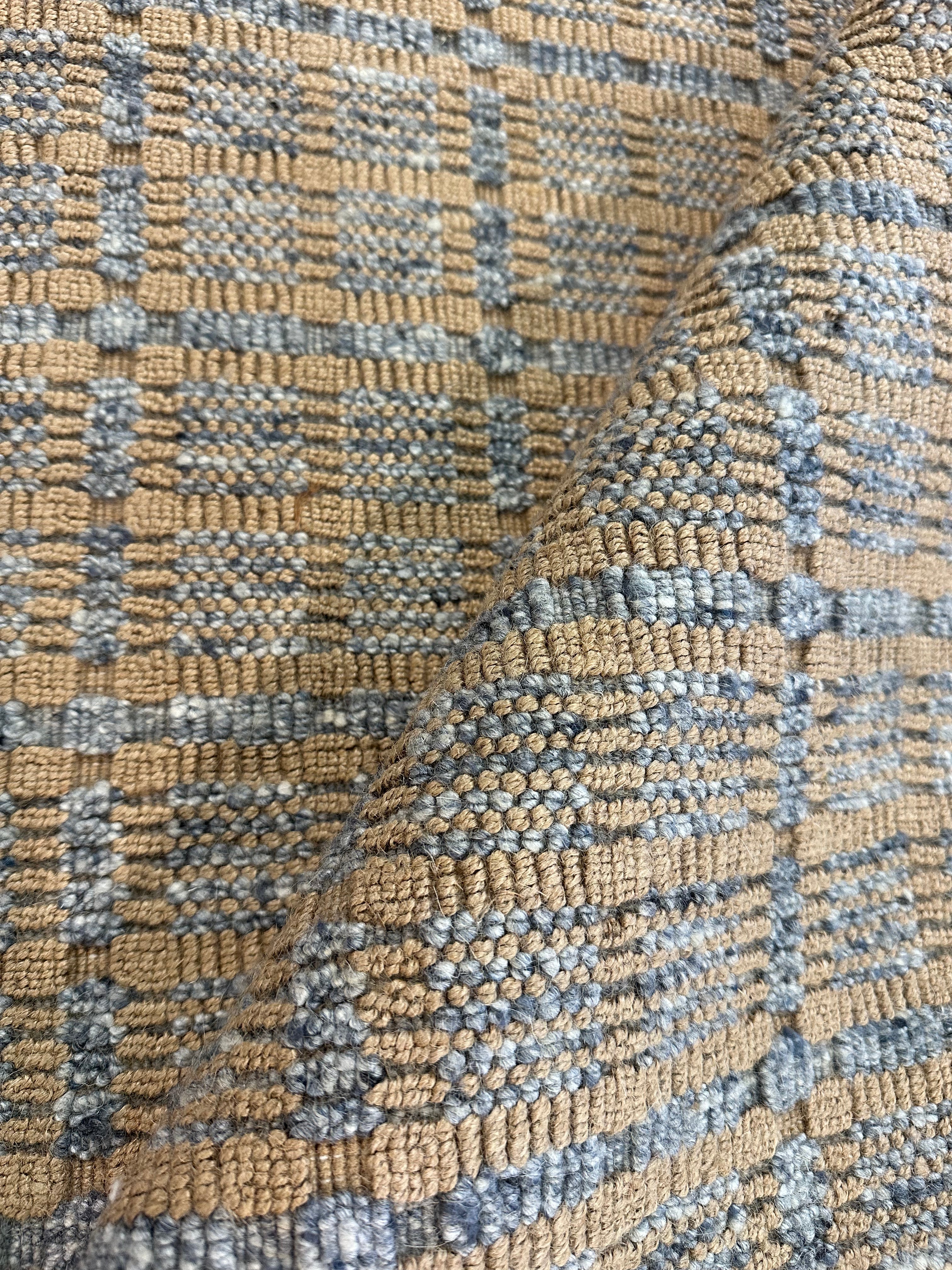 Jamal Outlaw 2x3 Hand-Knotted Modern Rug