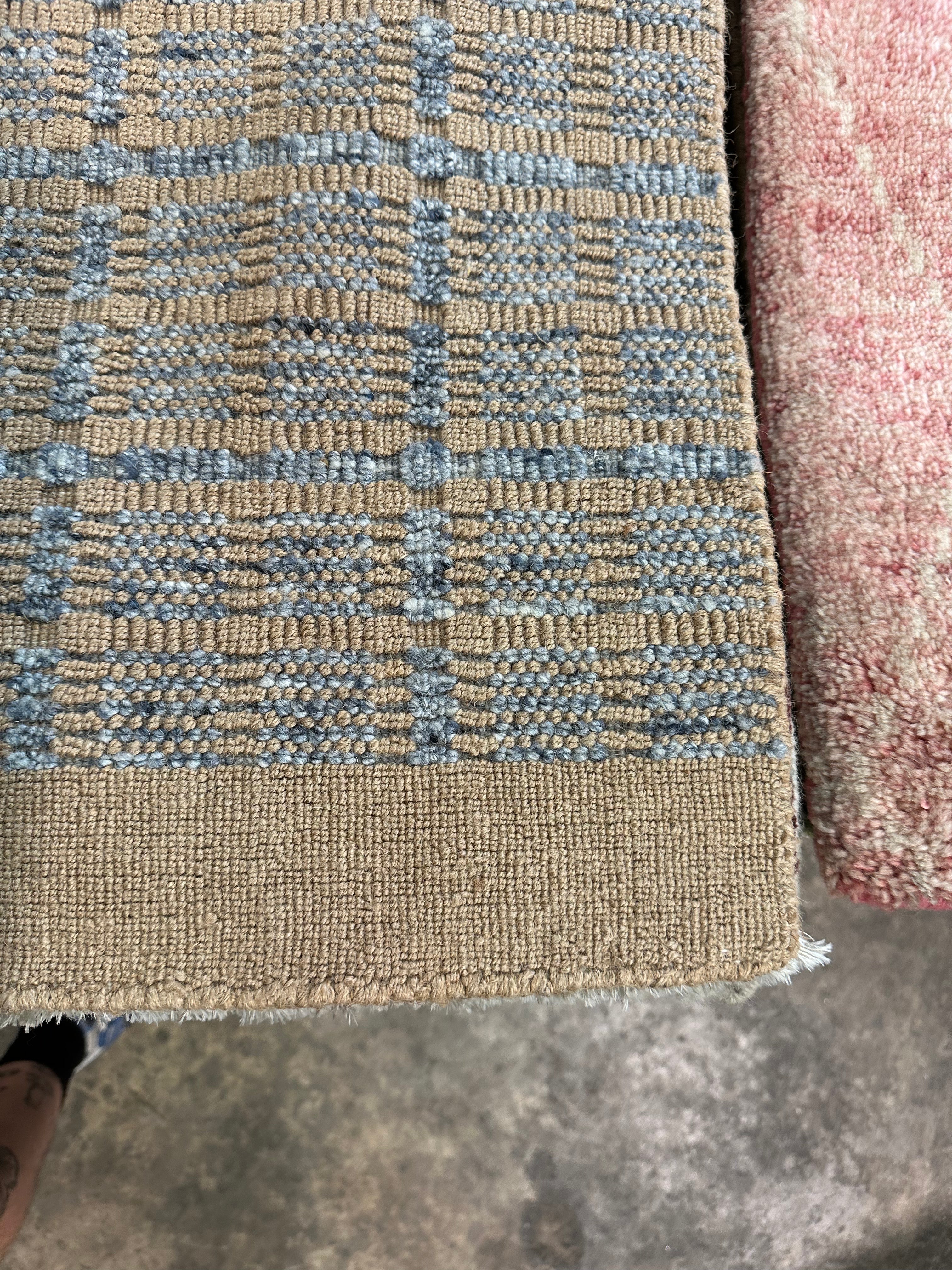 Jamal Outlaw 2x3 Hand-Knotted Modern Rug