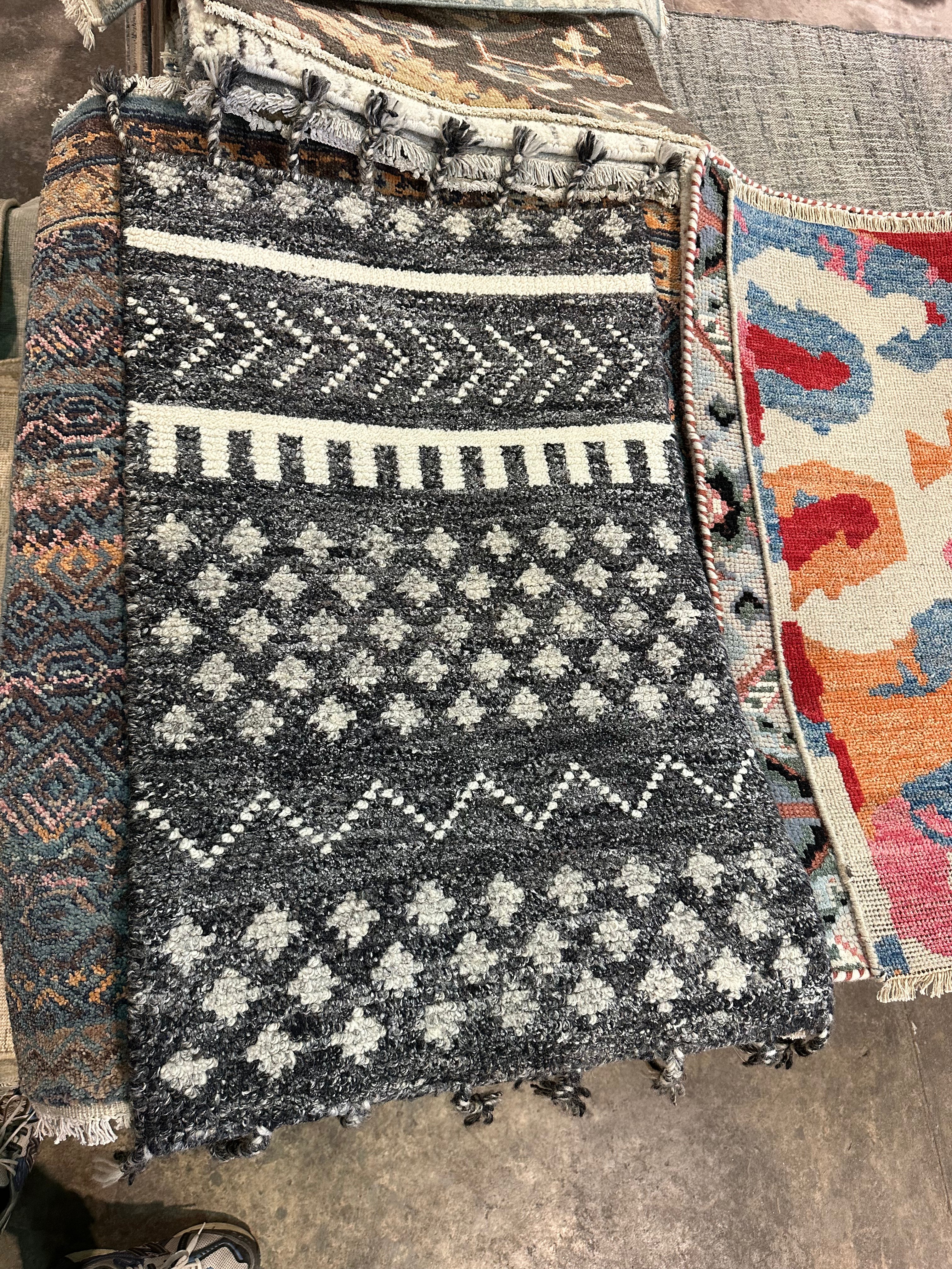 Nate McFadden 2x3 Hand-Knotted Modern Rug