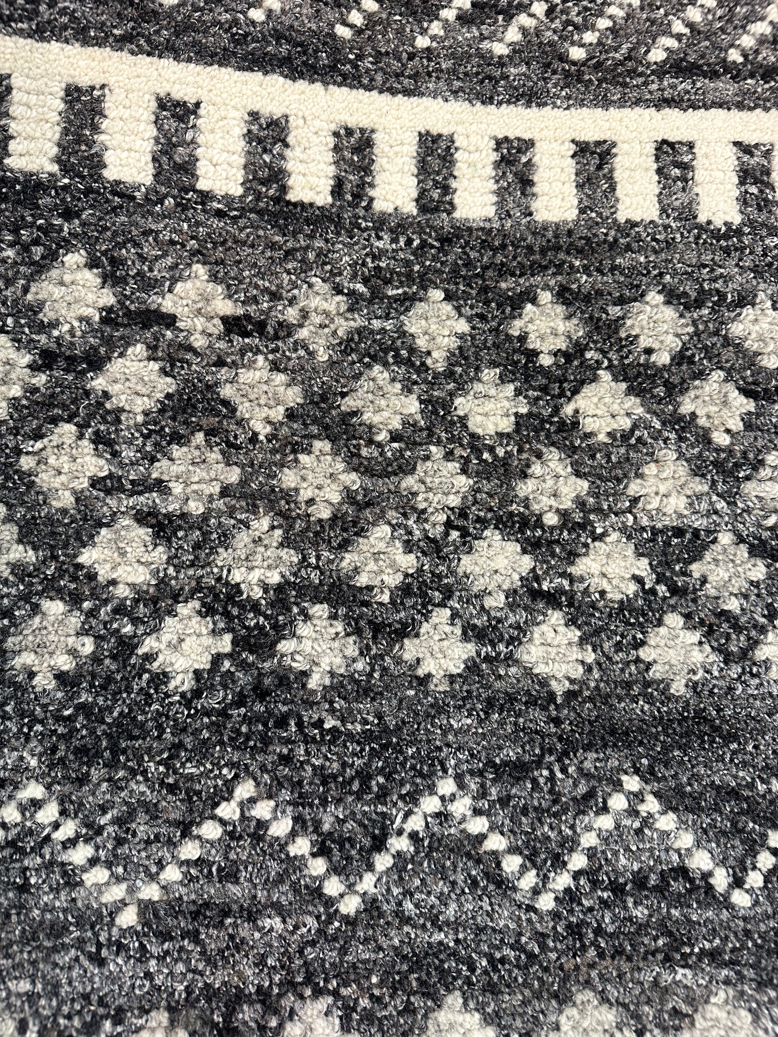 Nate McFadden 2x3 Hand-Knotted Modern Rug
