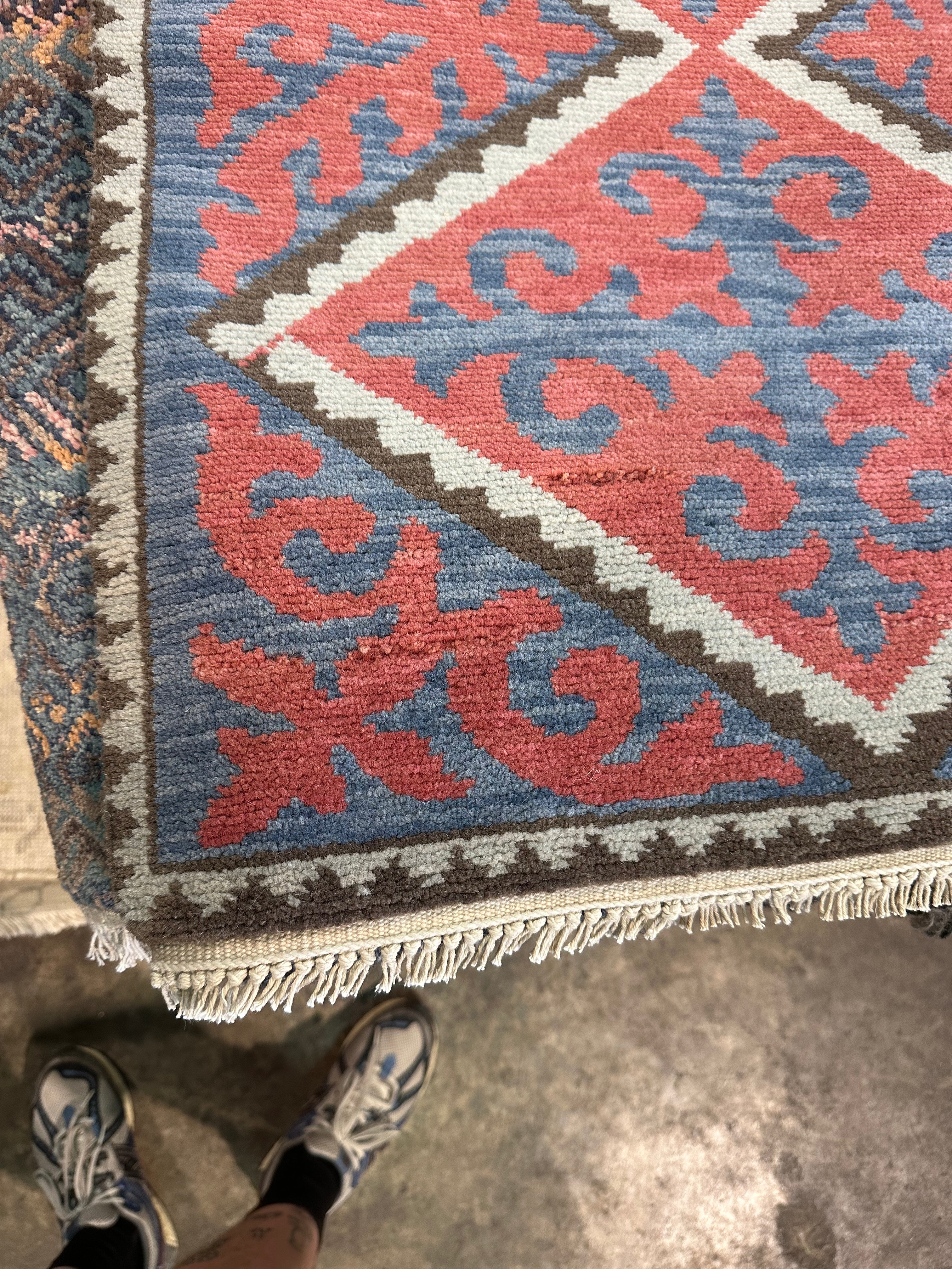 Alexander DeChino 2x3 Hand-Knotted Modern Rug