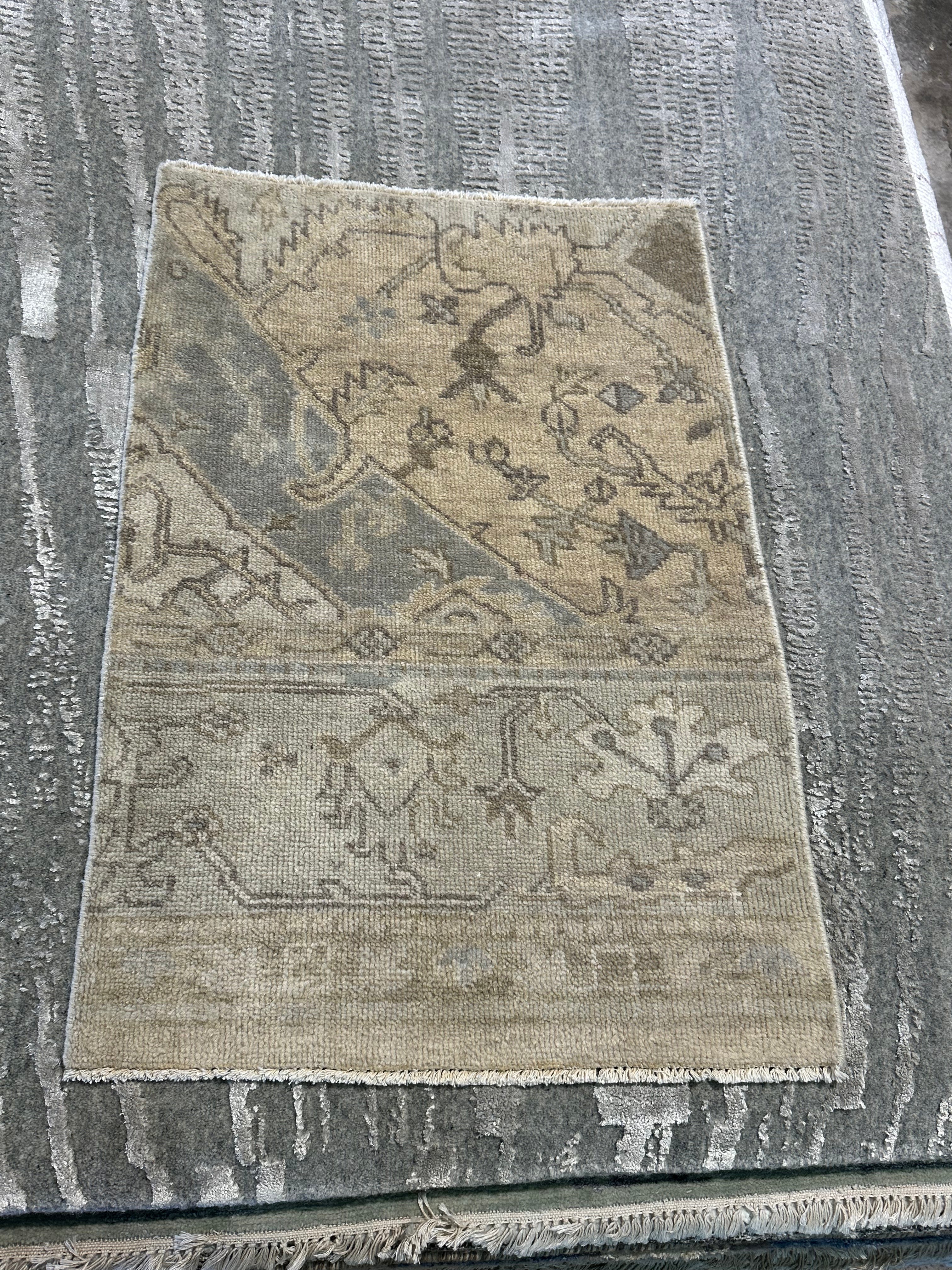 Samantha Vincent 2x3 Hand-Knotted Oushak Rug