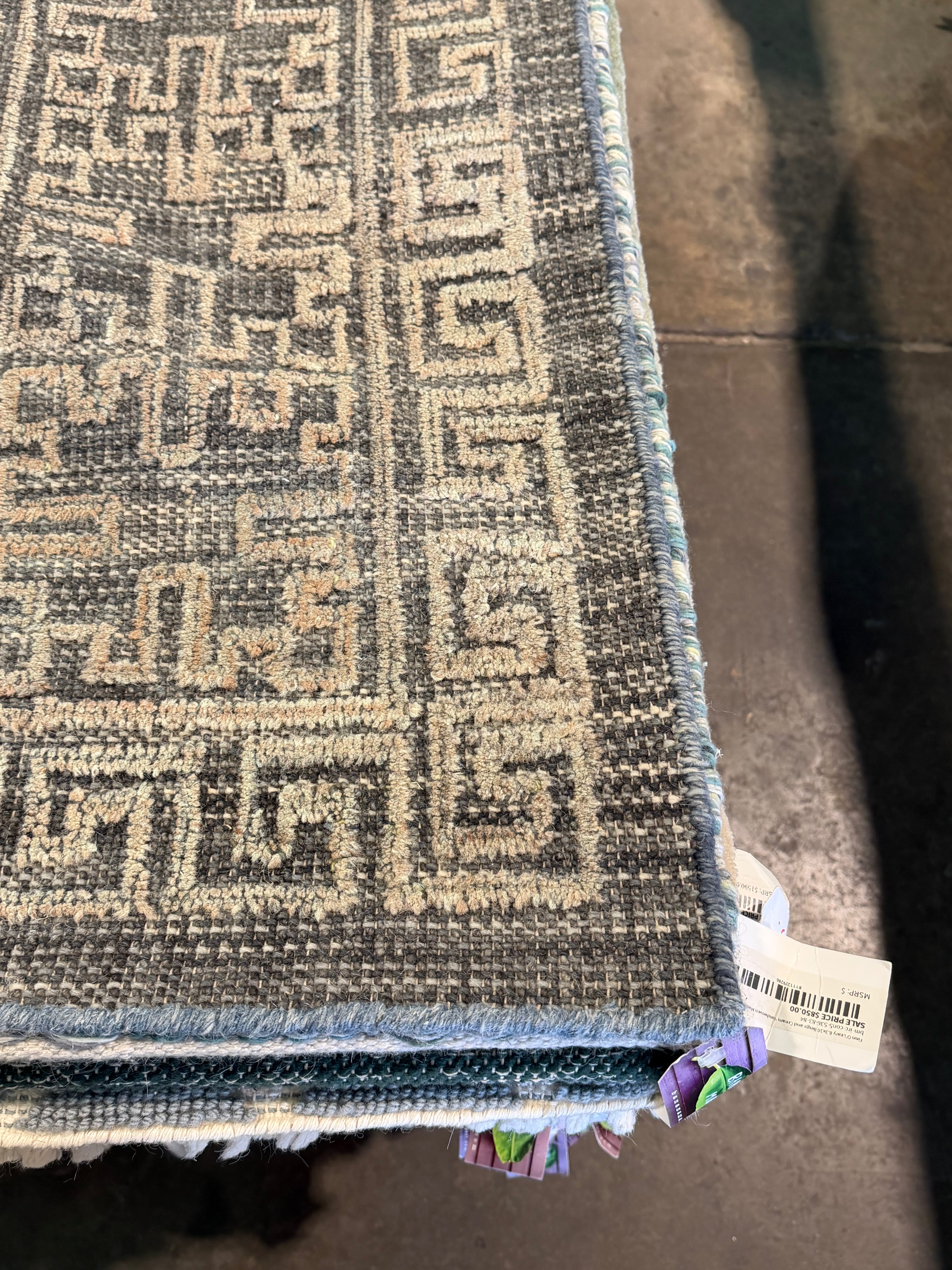 Michael Vaughan 7.6x9.6 Grey Handwoven Modern Rug