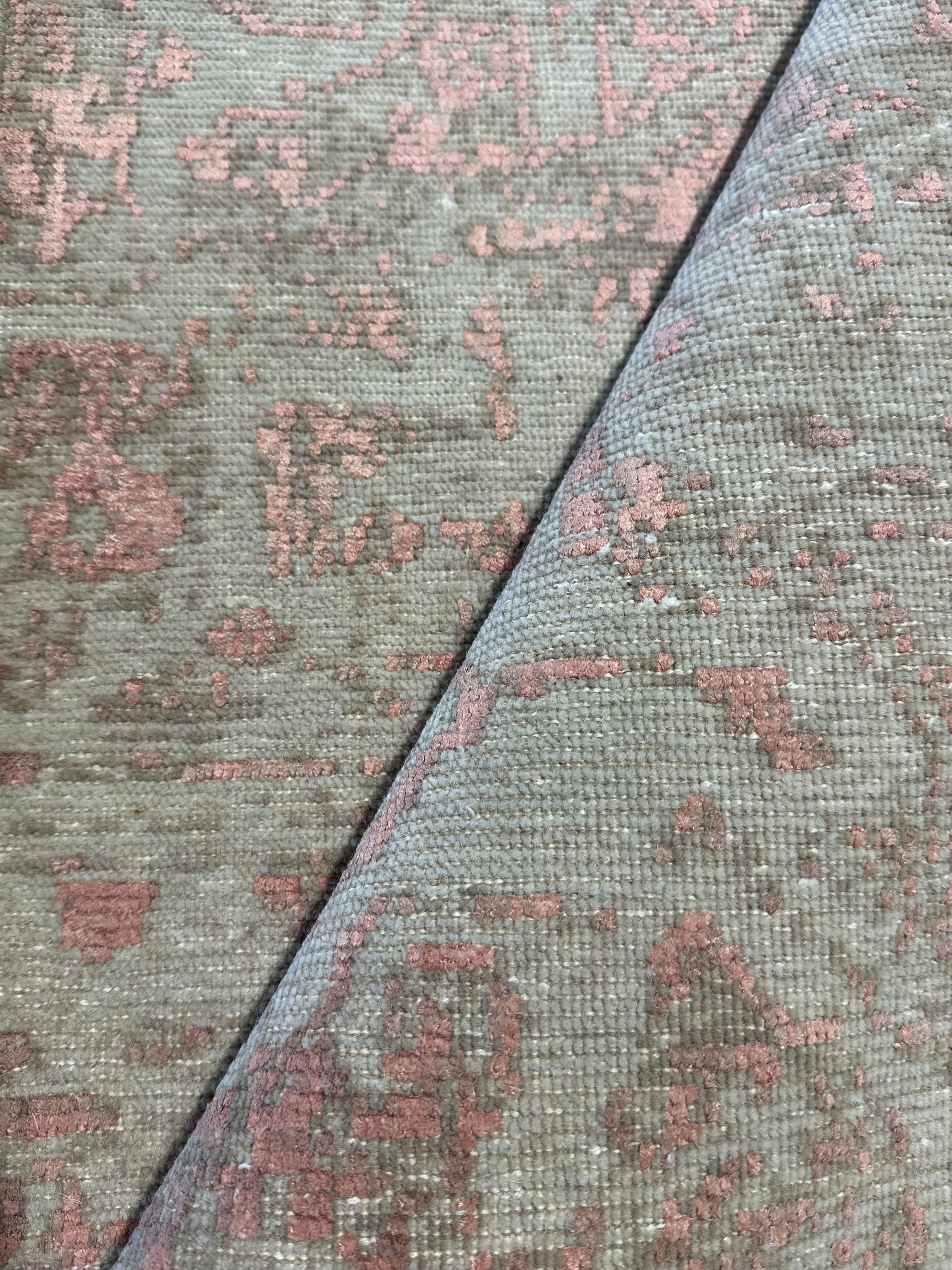 Justice Rivera  2x3 Hand-Knotted Oushak Rug