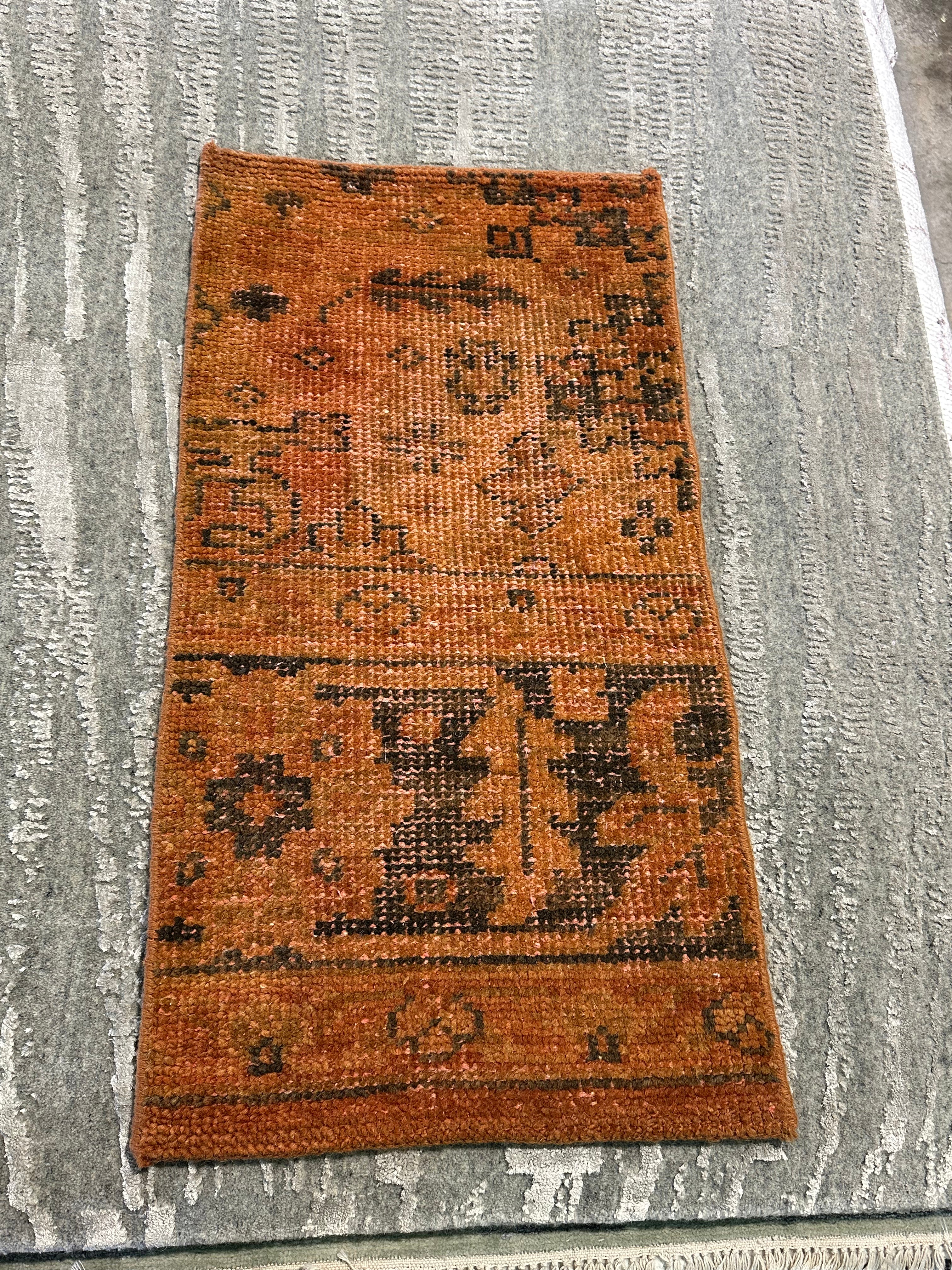 Liza Wolf 2x3 Hand-Knotted Oushak Rug