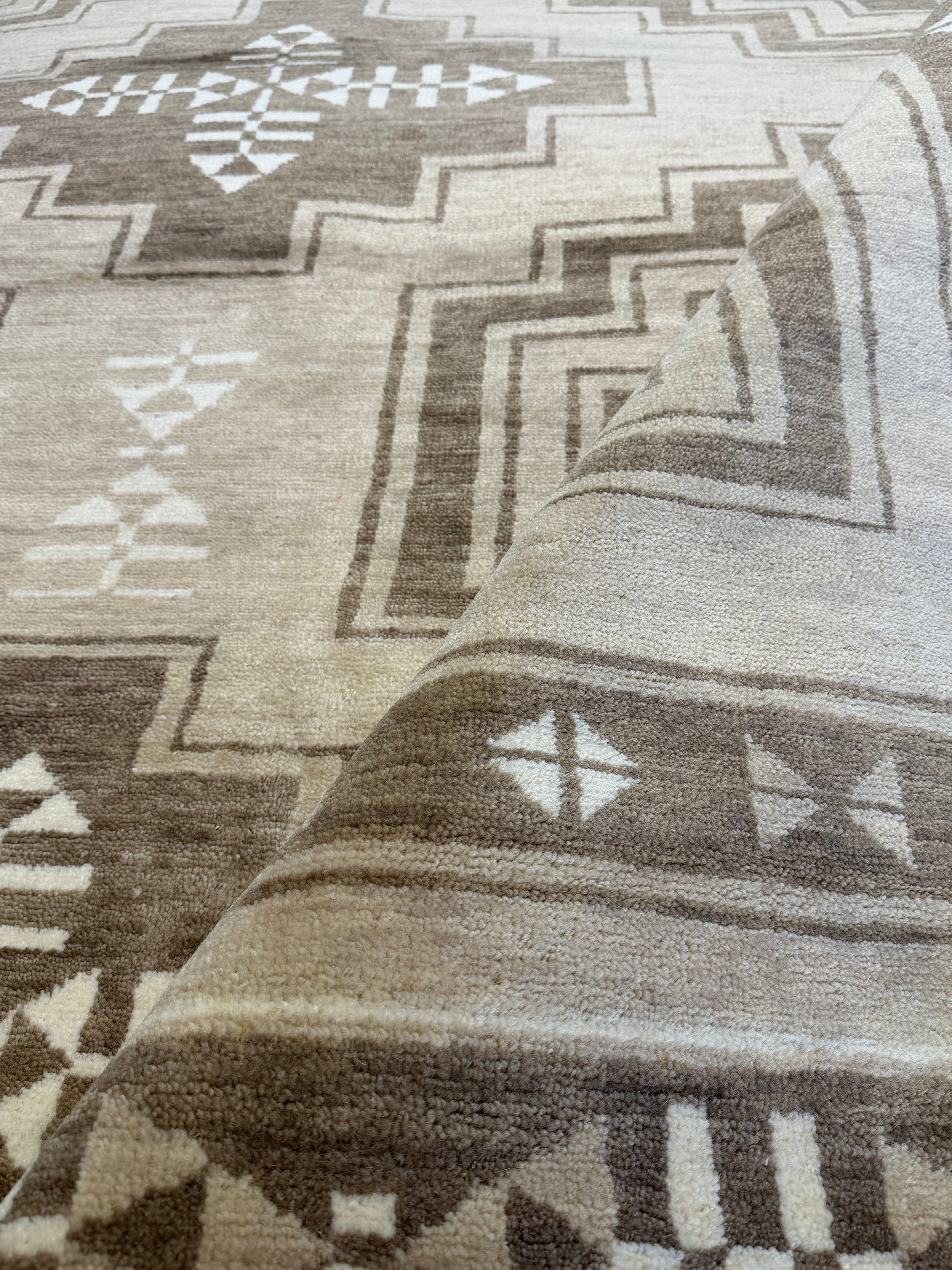 Frankie Delgado 8x10 Hand-Knotted Brown and Beige