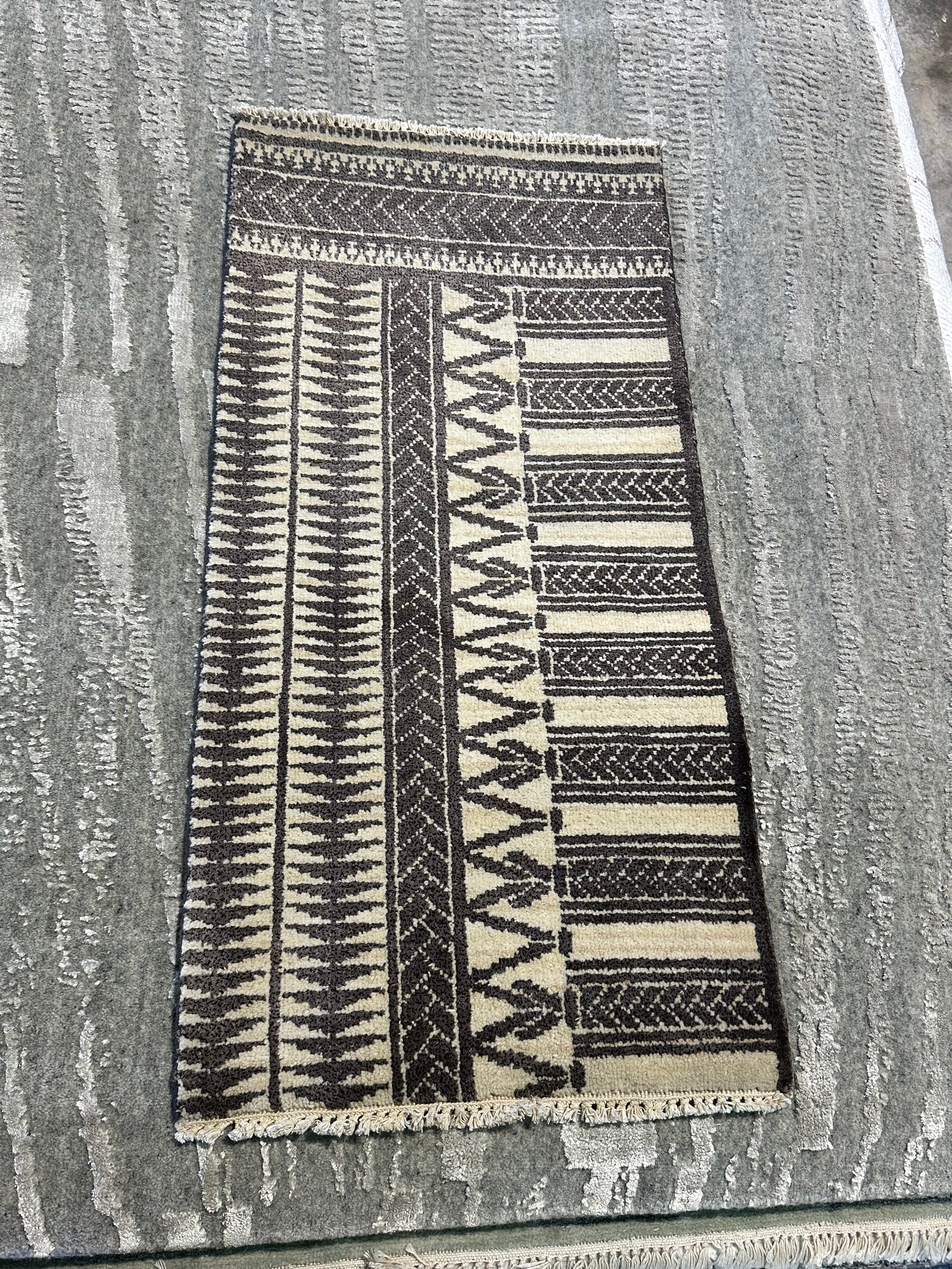 Ariana Maria McCue 2x3 Hand-Knotted Oushak Rug