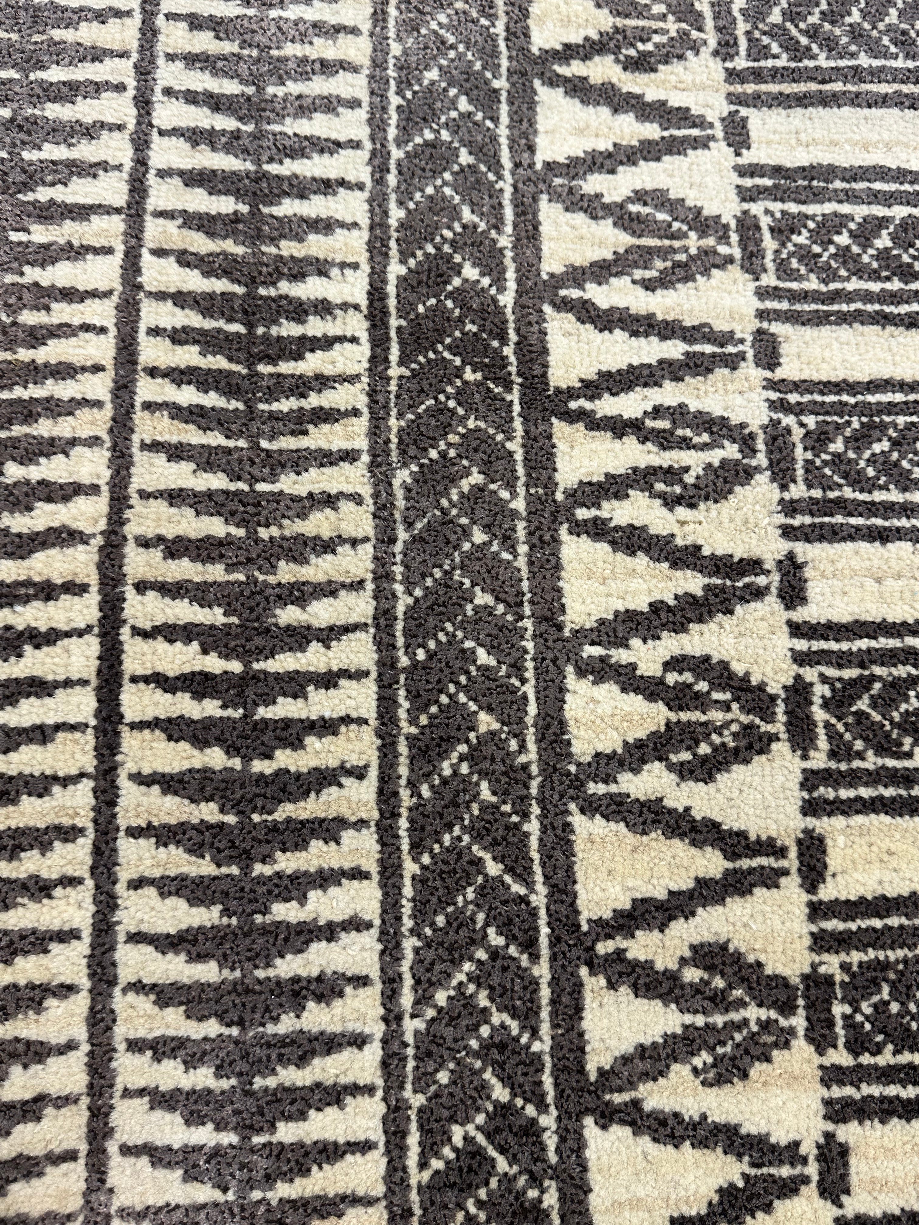 Ariana Maria McCue 2x3 Hand-Knotted Oushak Rug