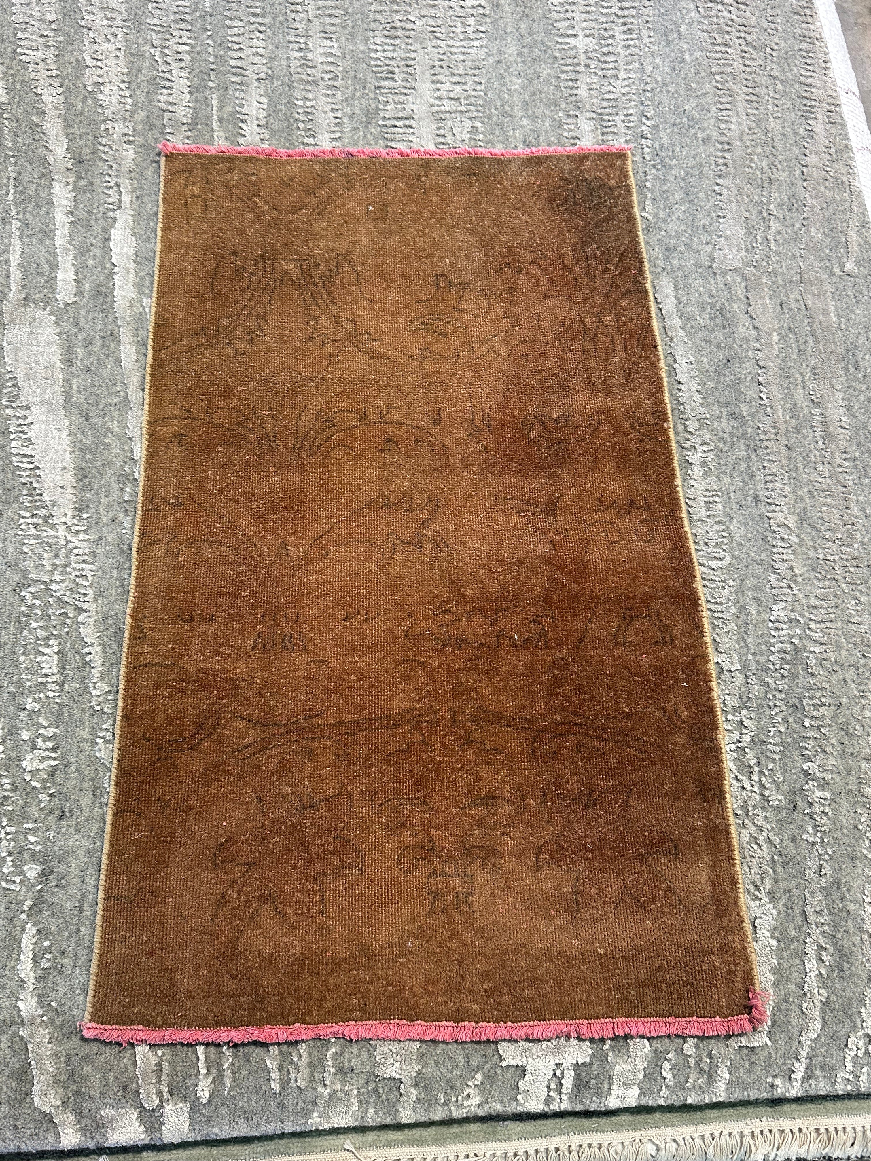 Samantha Garvey 2x3 Hand-Knotted Oushak Rug