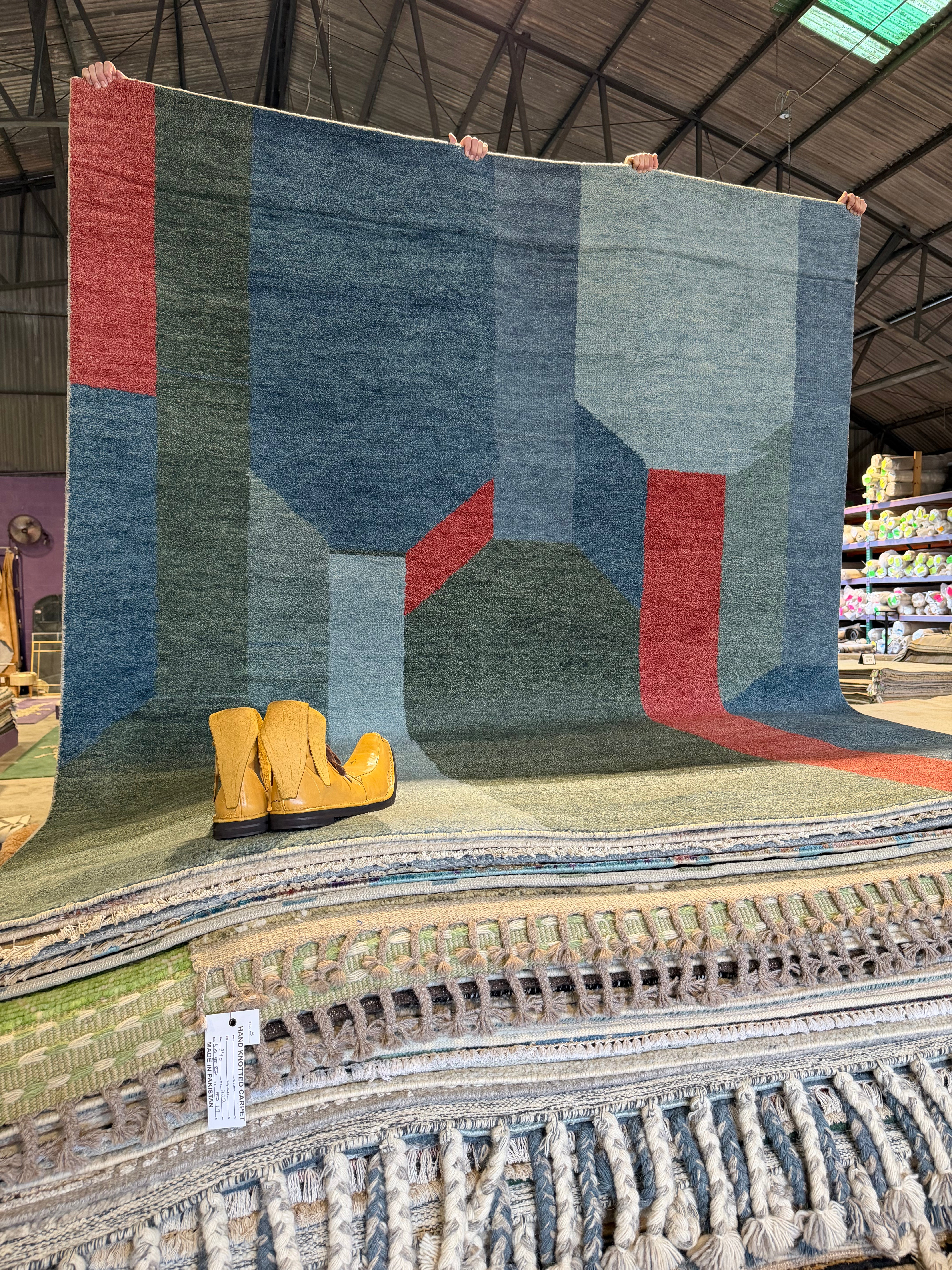 Curt 8x9.9 Hand-Knotted Multi Modern