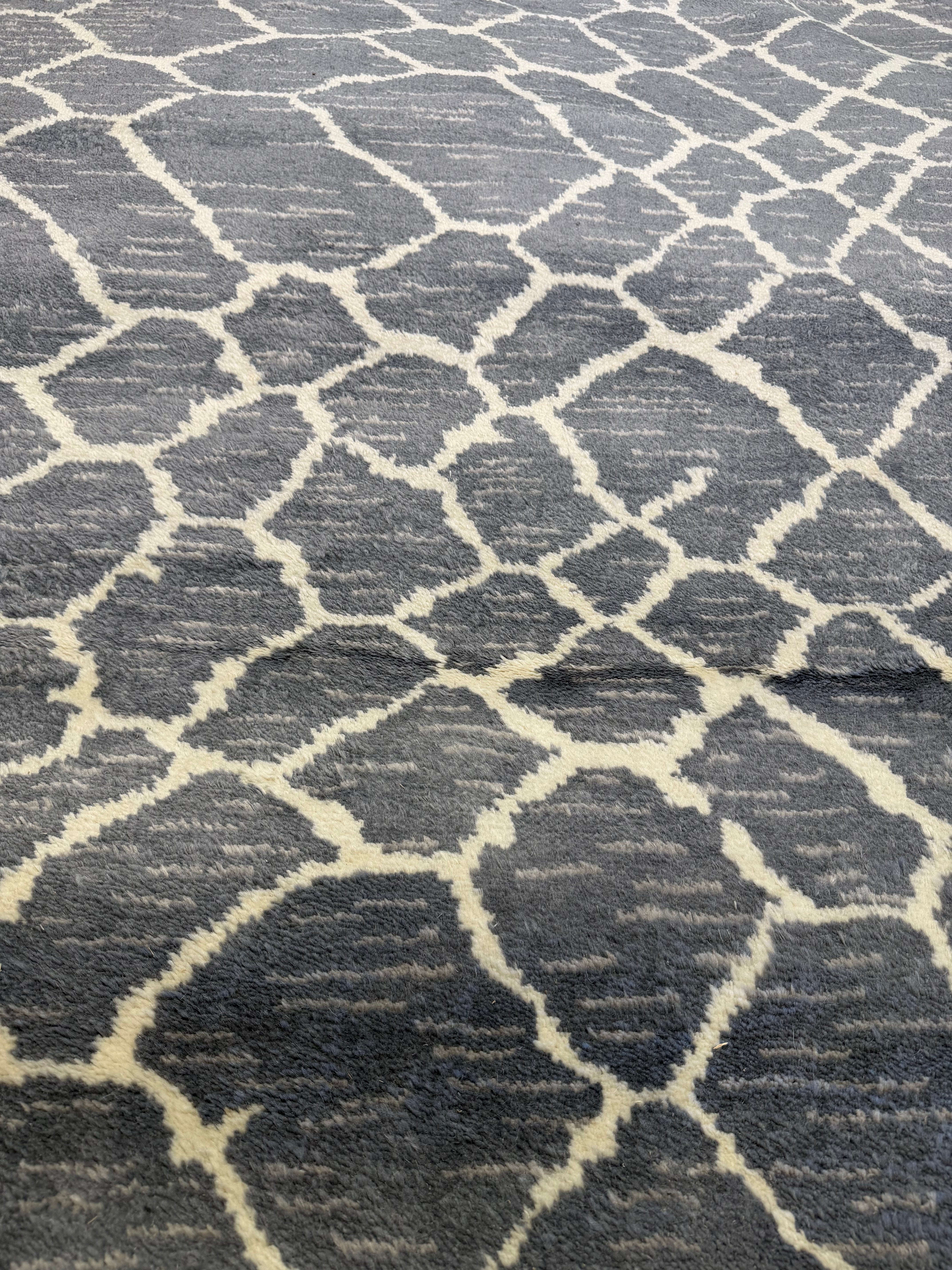 John Reynolds 8x9.9 Grey Hand-Knotted Modern Rug