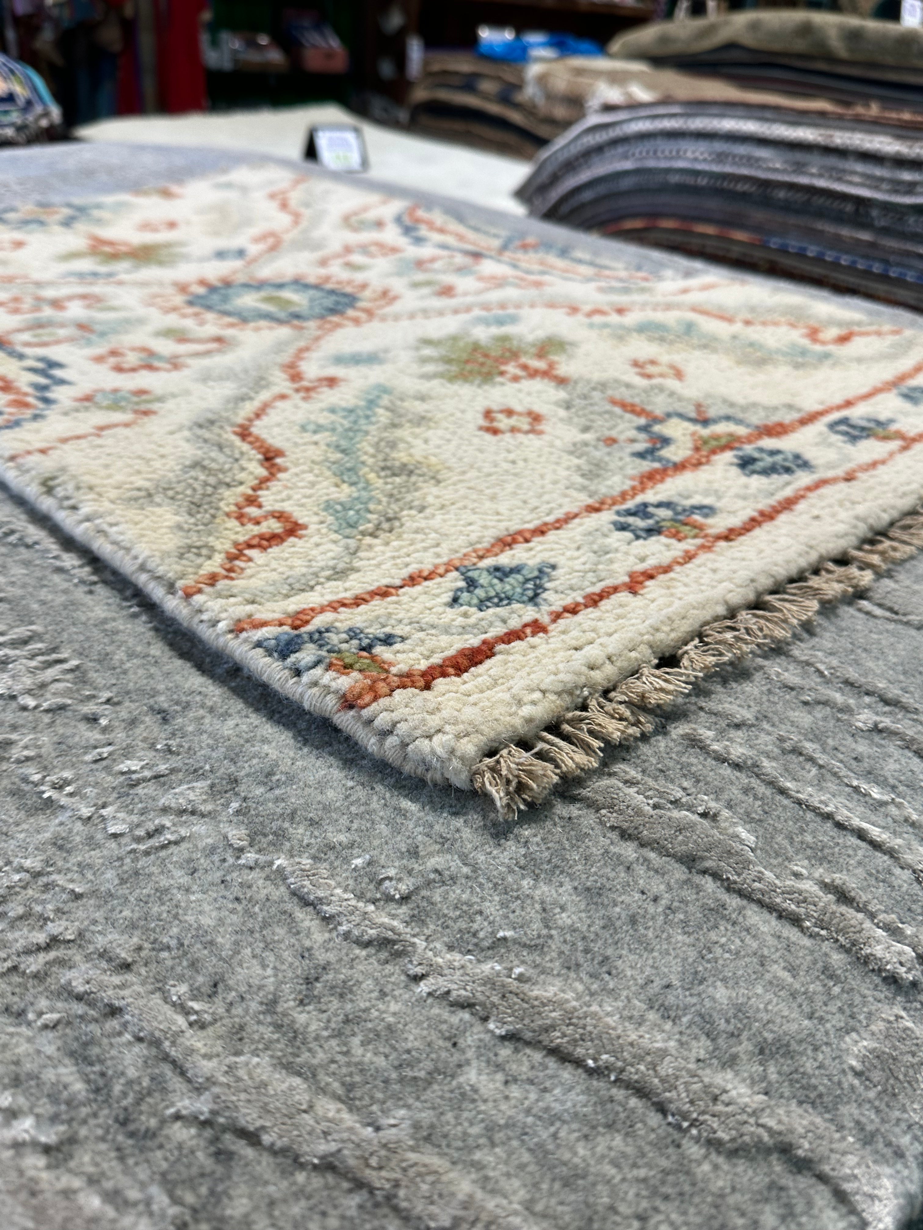 Shea Claire 2x3 Hand-Knotted Oushak Rug