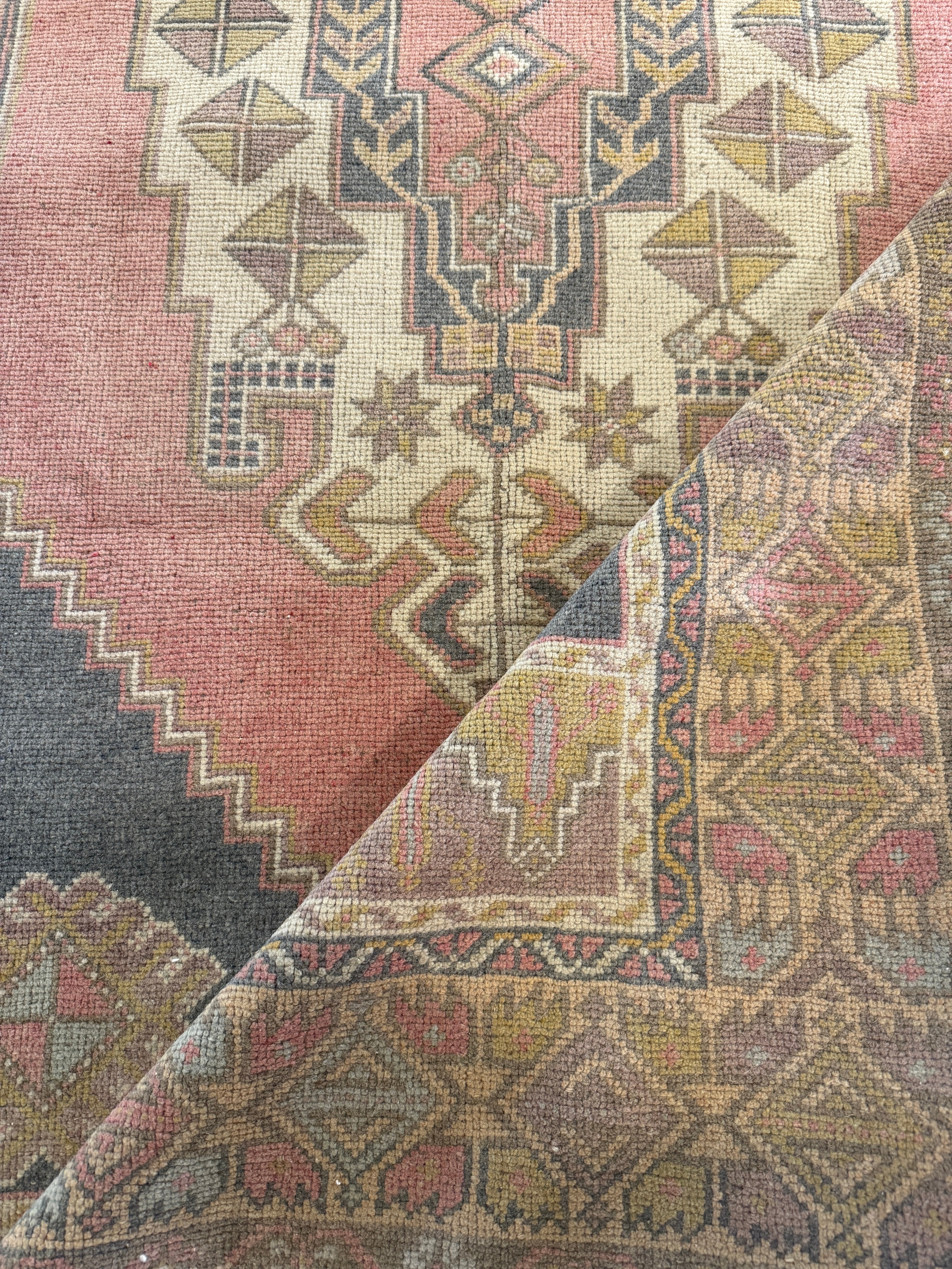 Roberta Pisco 4.3x7.6 Pink Hand-Knotted Vintage Turkish Oushak