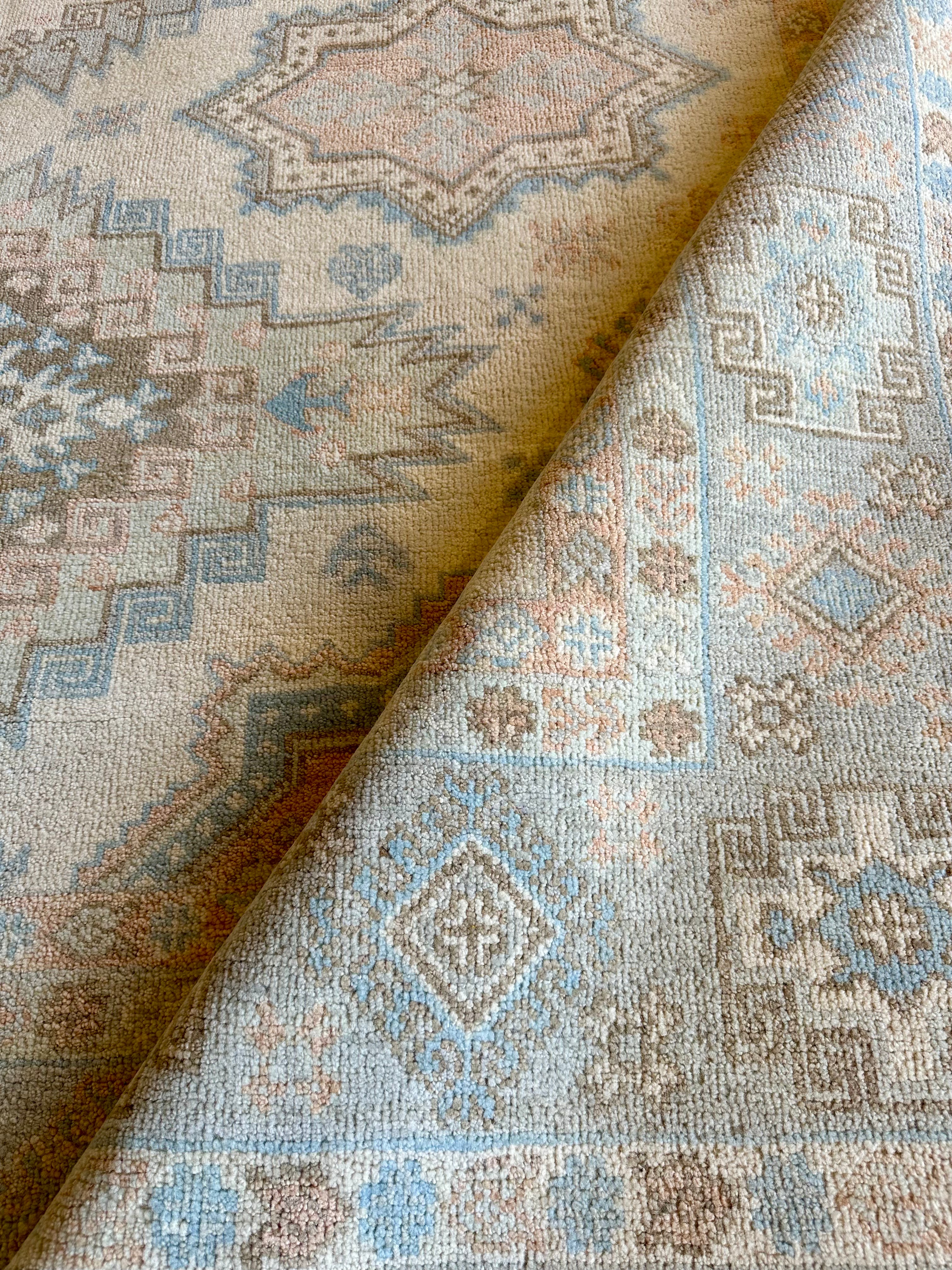 Sonia 9x12.1 Cream and Blue Hand-Knotted Oushak