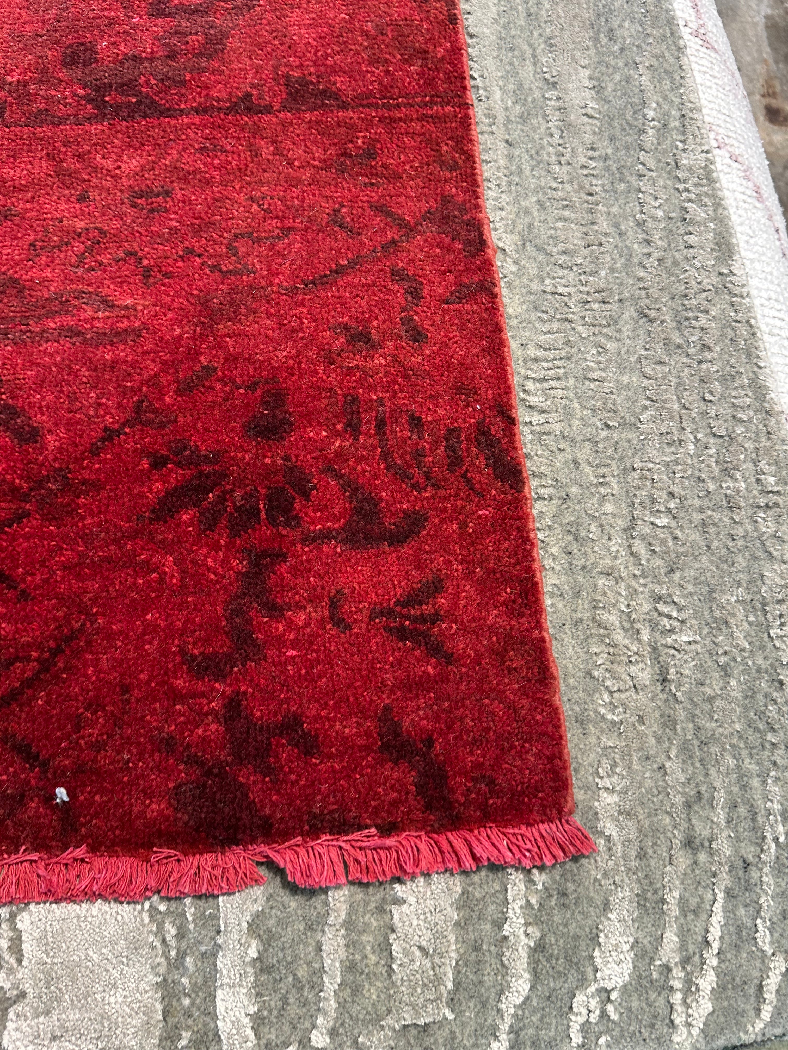 Sarah Hawthorne 2x3 Hand-Knotted Oushak Rug