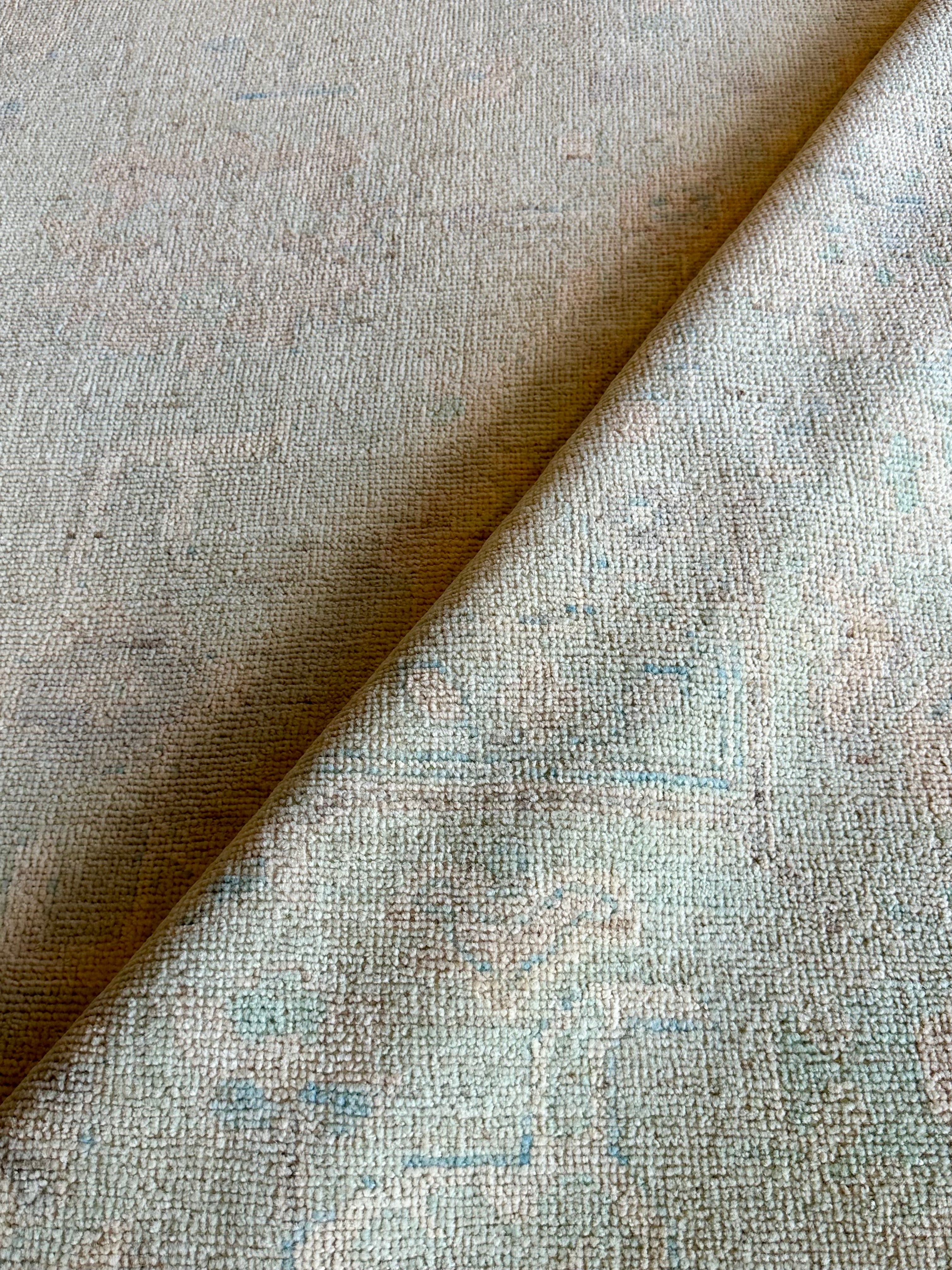 Harriet Blackmore 9x11.9 Cream and Green Whitewashed Afghani Oushak