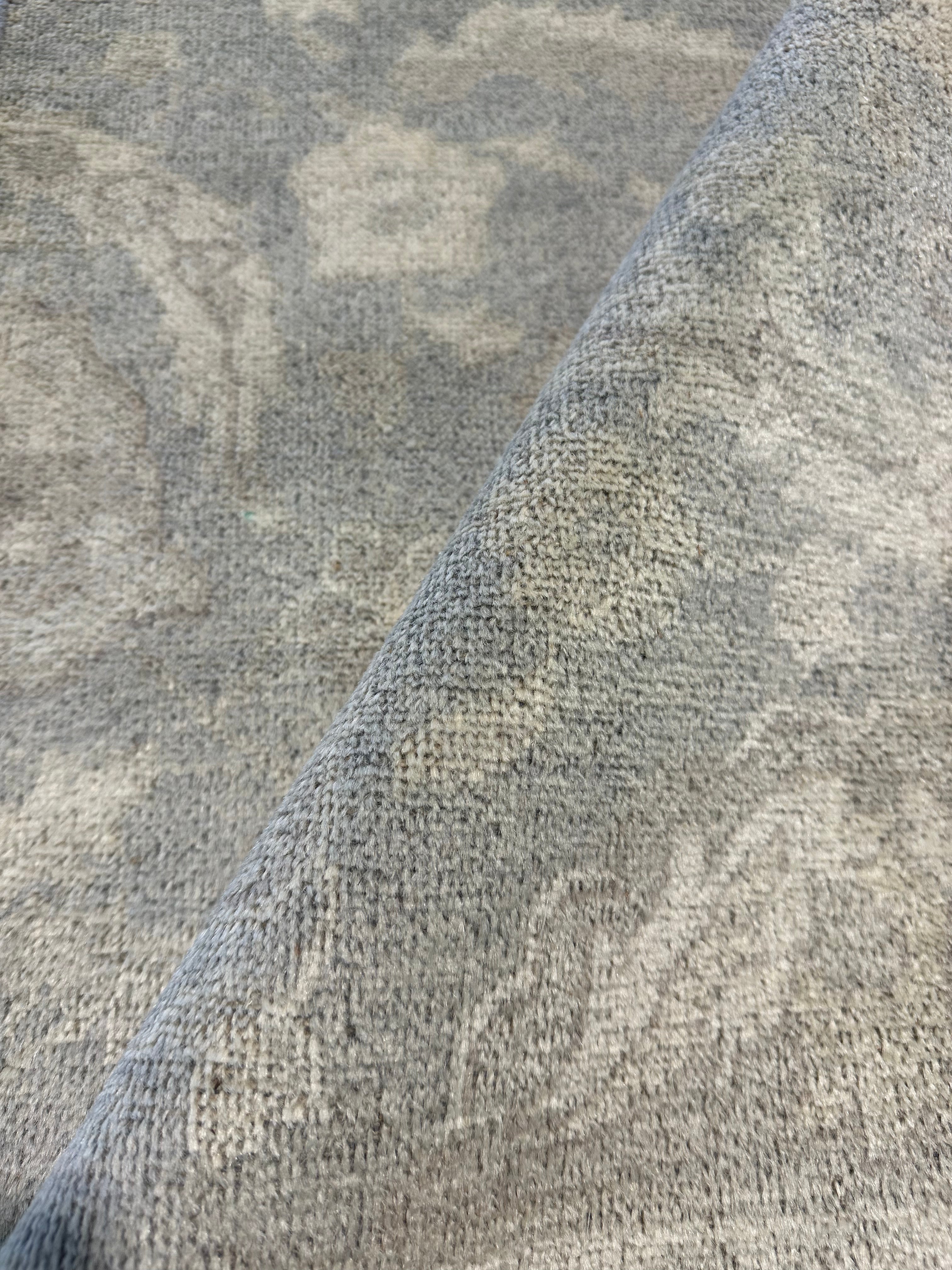Victoria Linchong 2x3 Hand-Knotted Oushak Rug