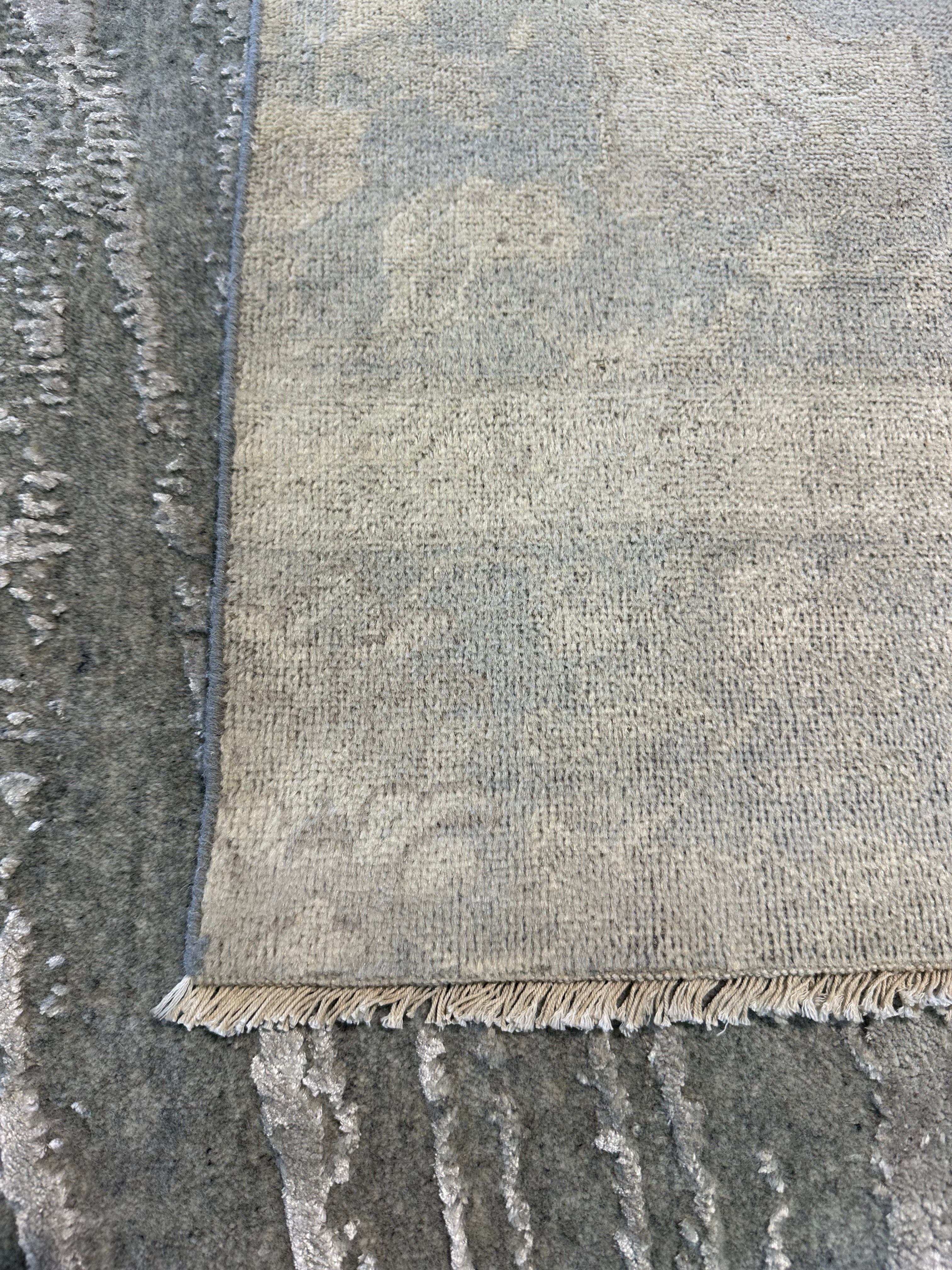 Victoria Linchong 2x3 Hand-Knotted Oushak Rug