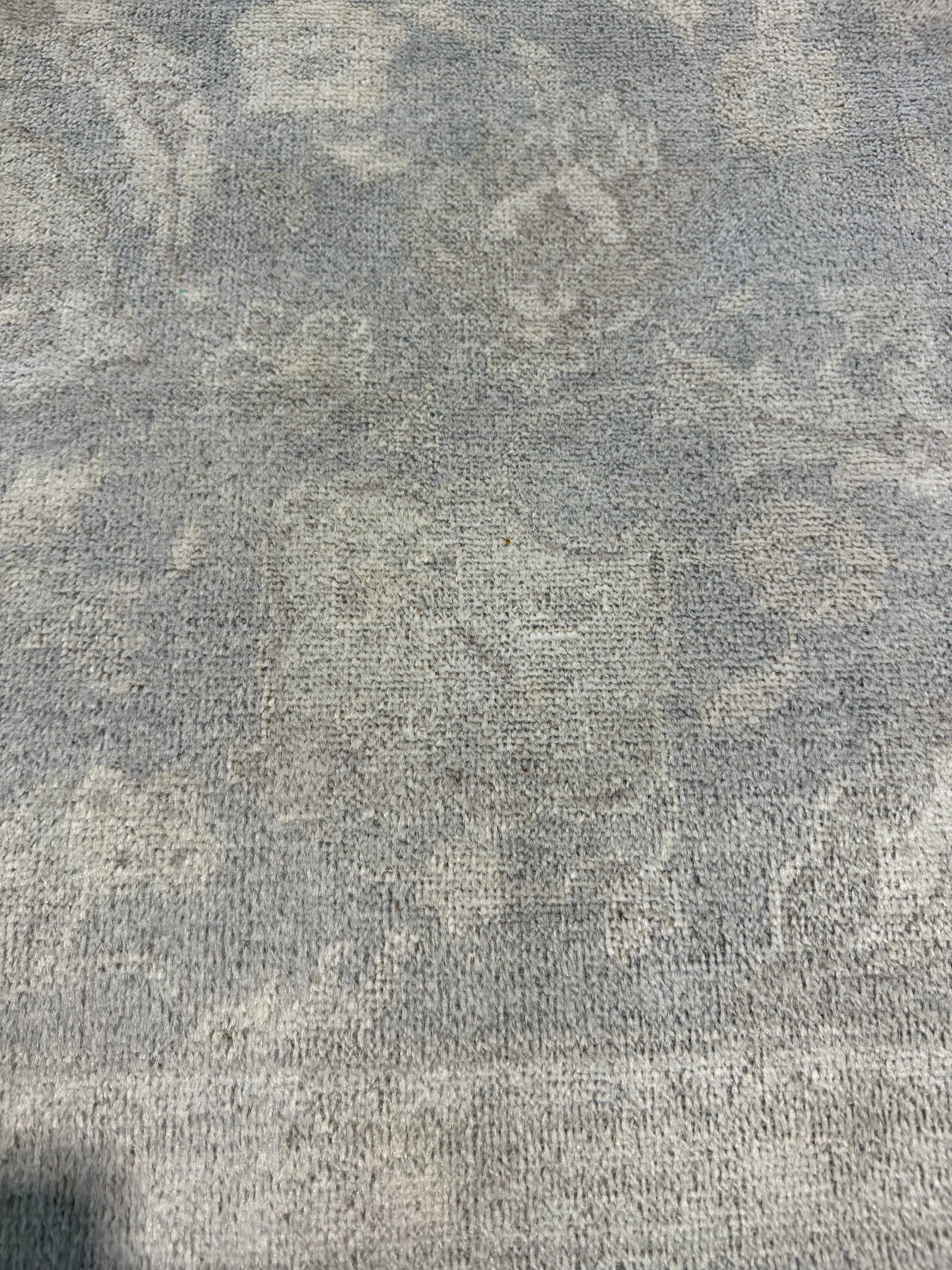 Victoria Linchong 2x3 Hand-Knotted Oushak Rug