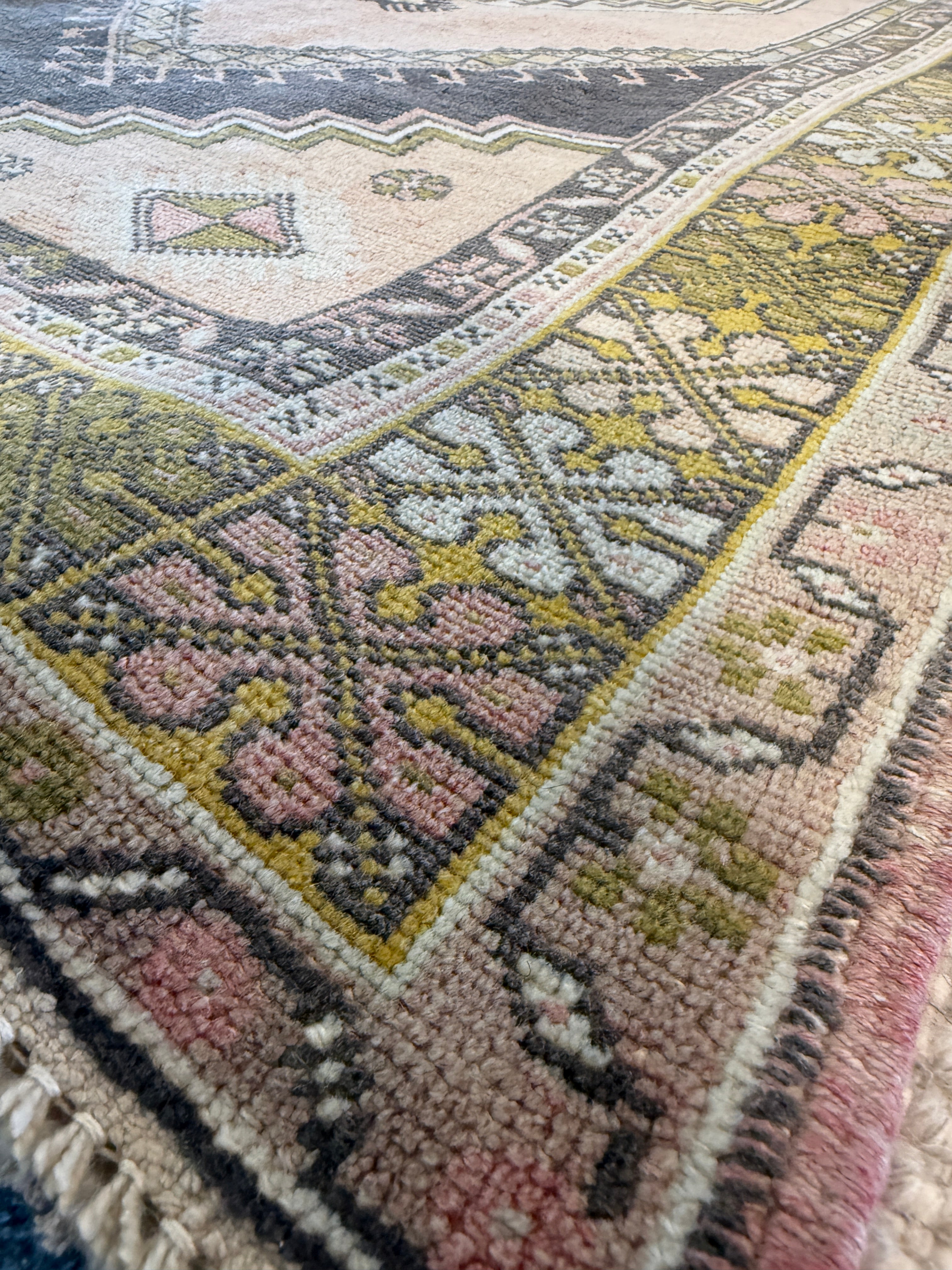 Kelly Johnson 4.2x6.10 Pink Hand-Knotted Vintage Turkish Oushak