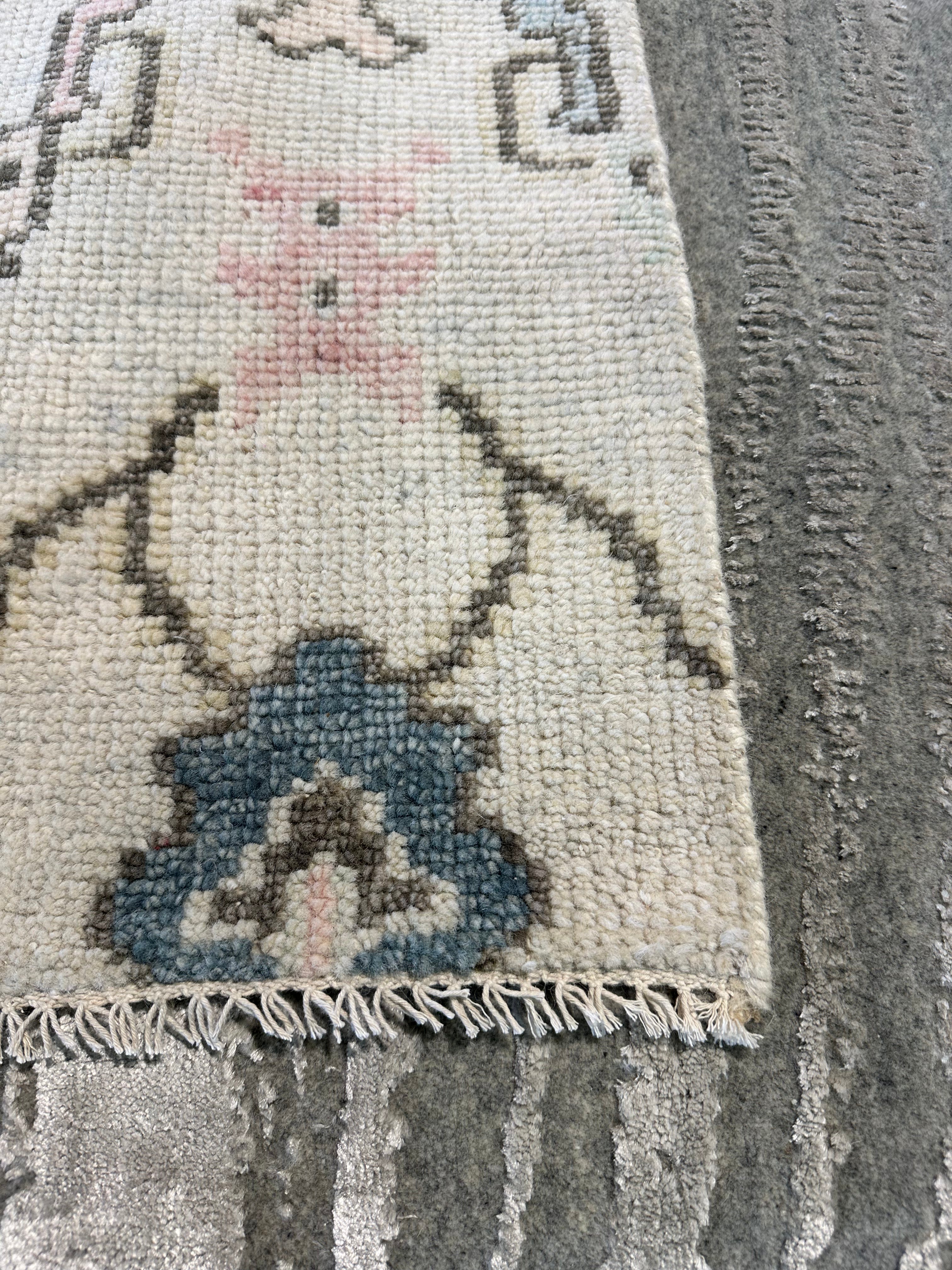 Maggie Boise 2x3 Hand-Knotted Oushak Rug
