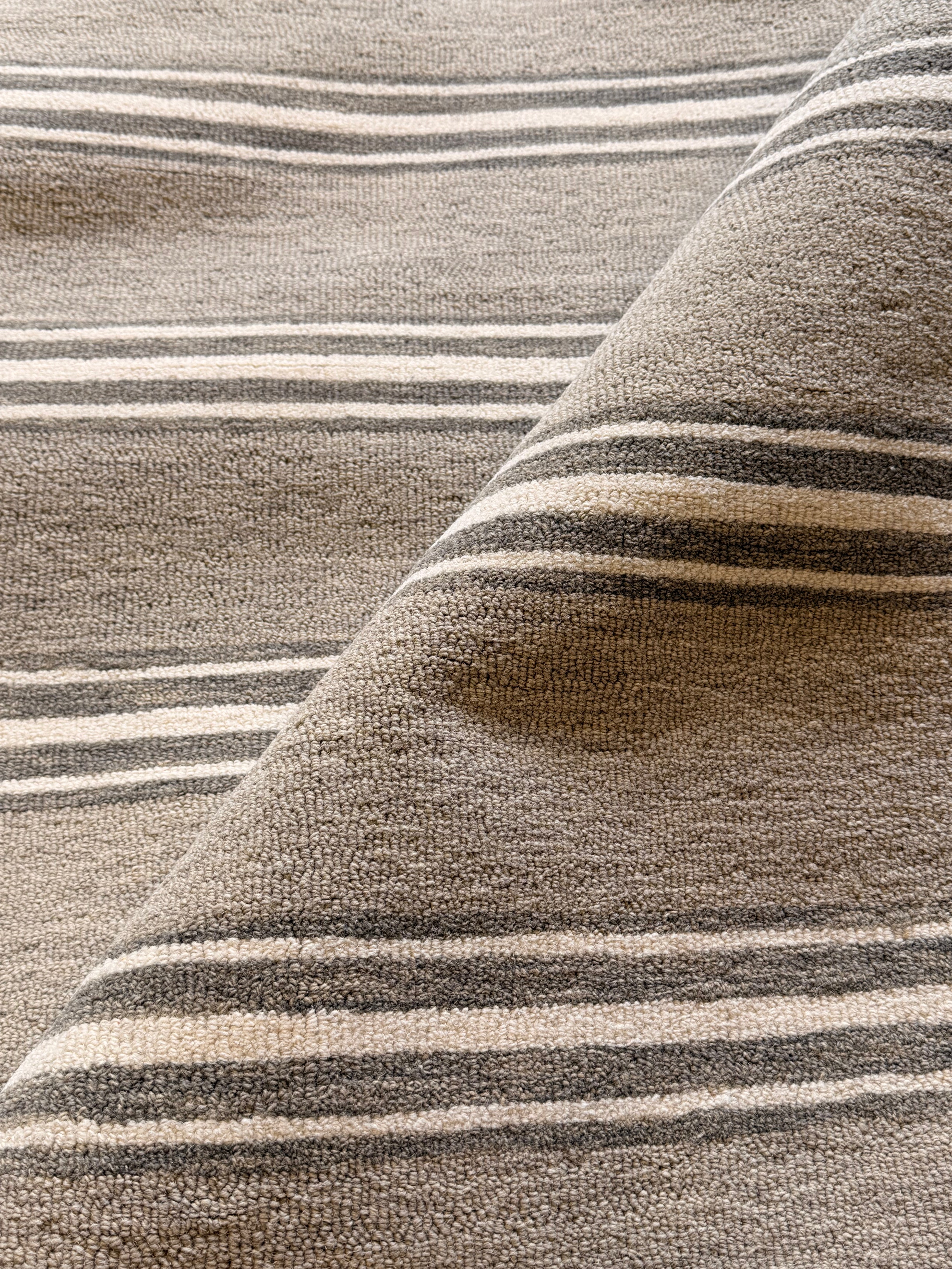 Dean Cyrus 5x8 Hand-Tufted Beige