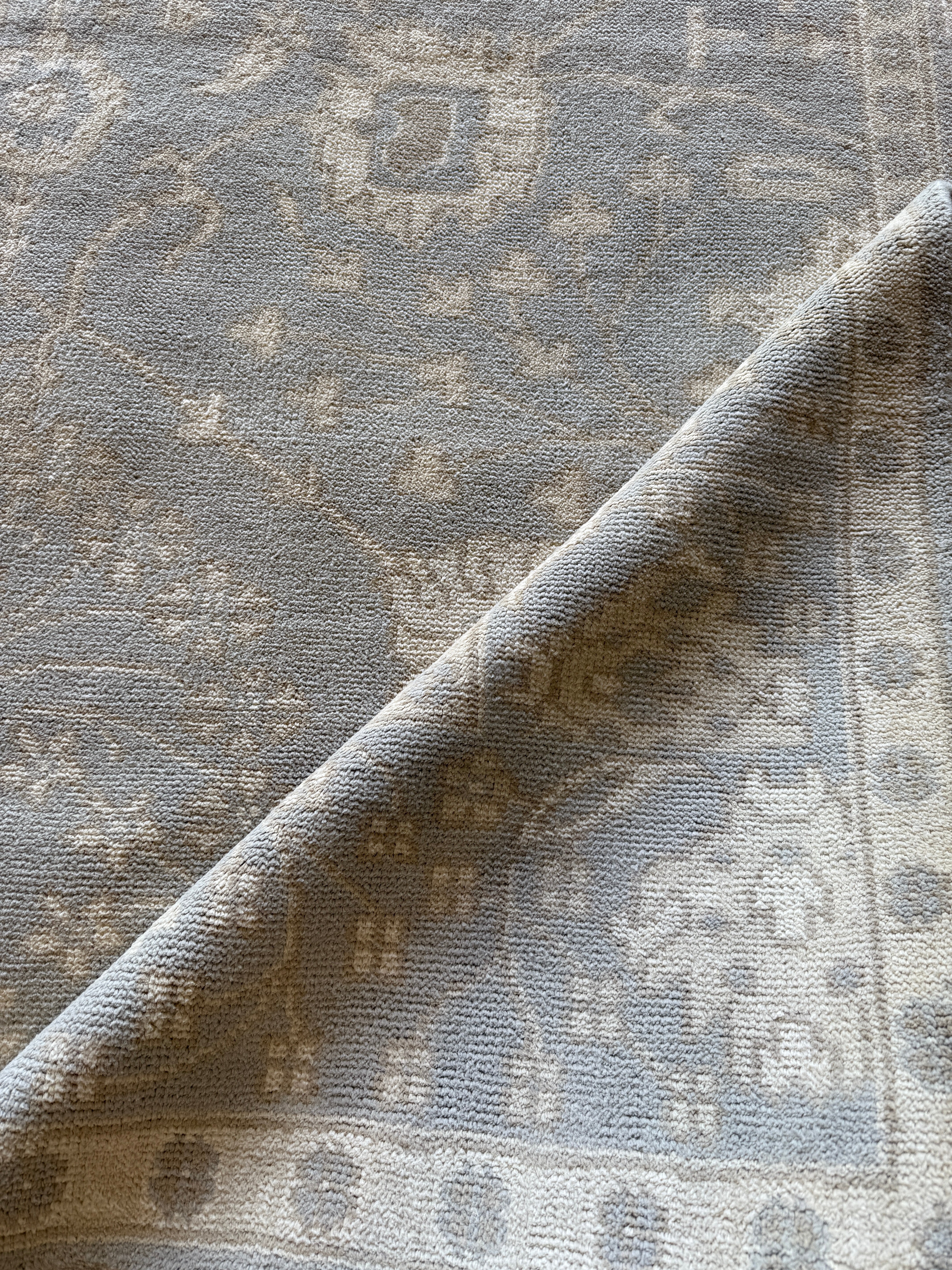 Rachael Taylor 8.3x9.9 Hand-Knotted Oushak Rug Light Grey and Ivory O'Hara
