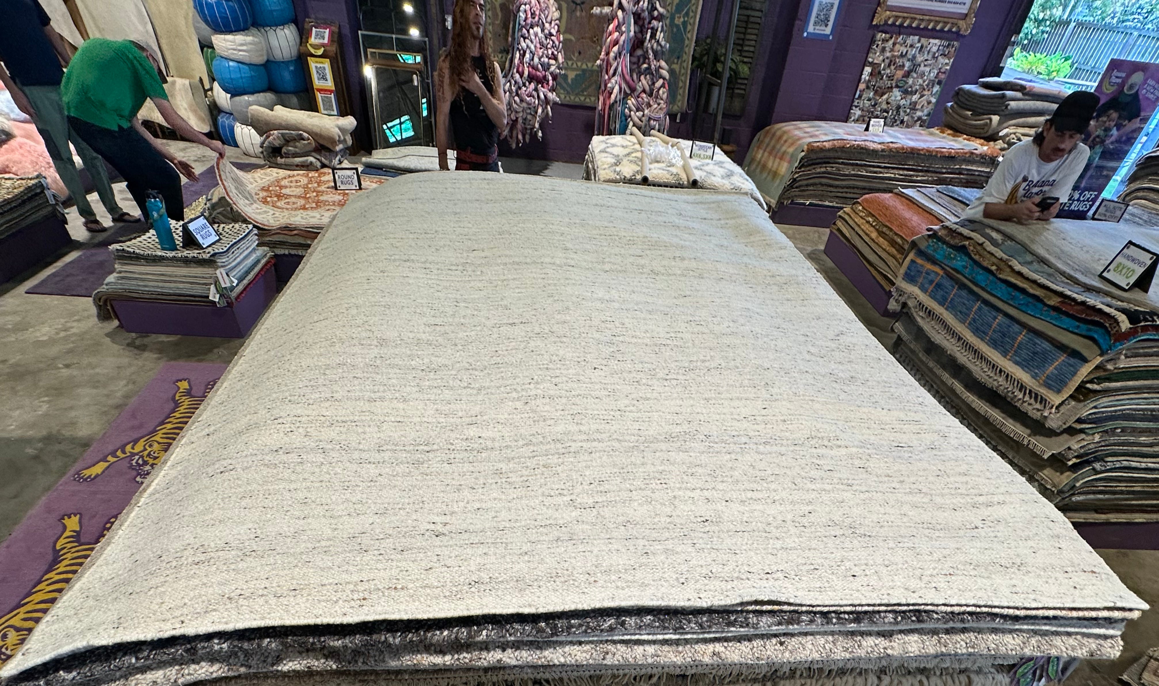 Ethan Lewis Grey Handwoven Modern Durrie Rug (Multiple Sizes)