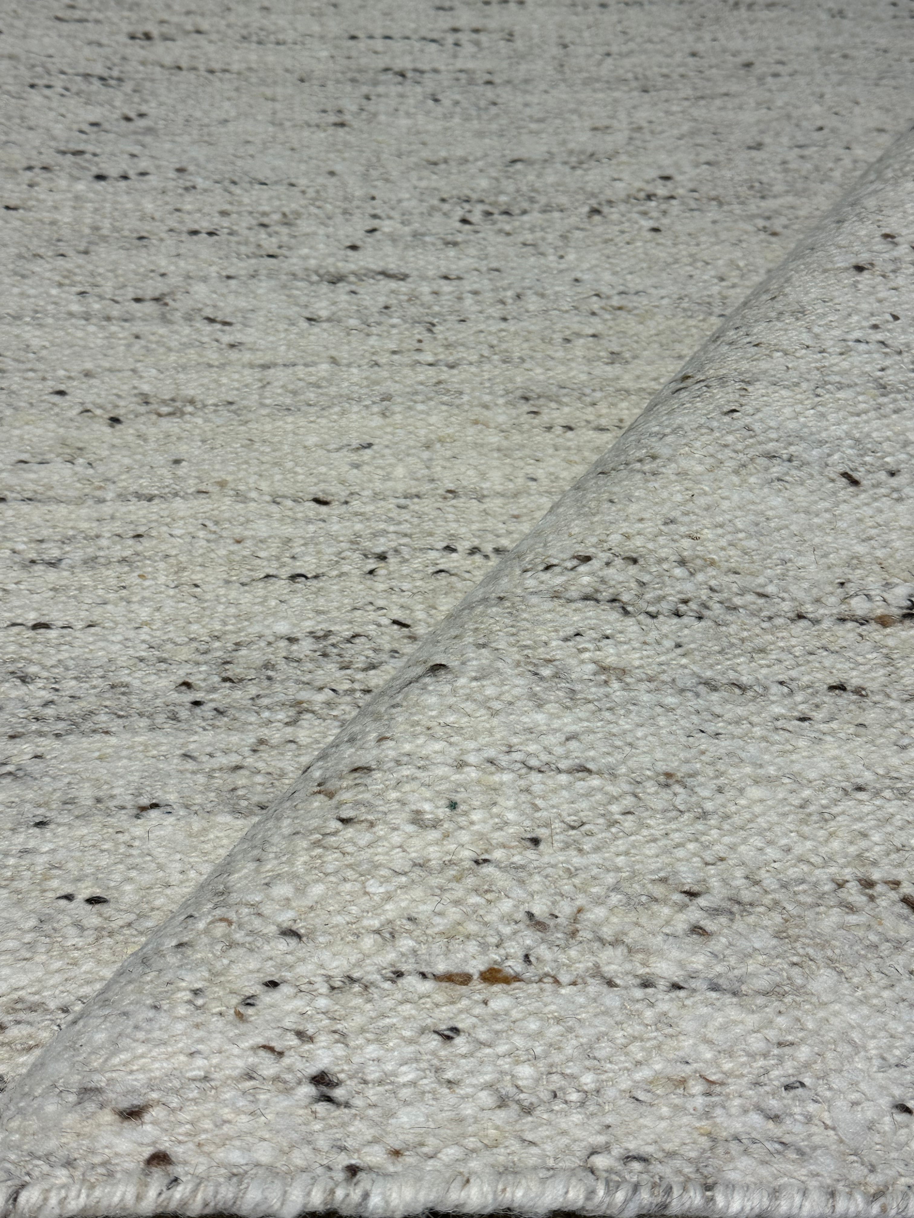 Ethan Lewis Grey Handwoven Modern Durrie Rug (Multiple Sizes)