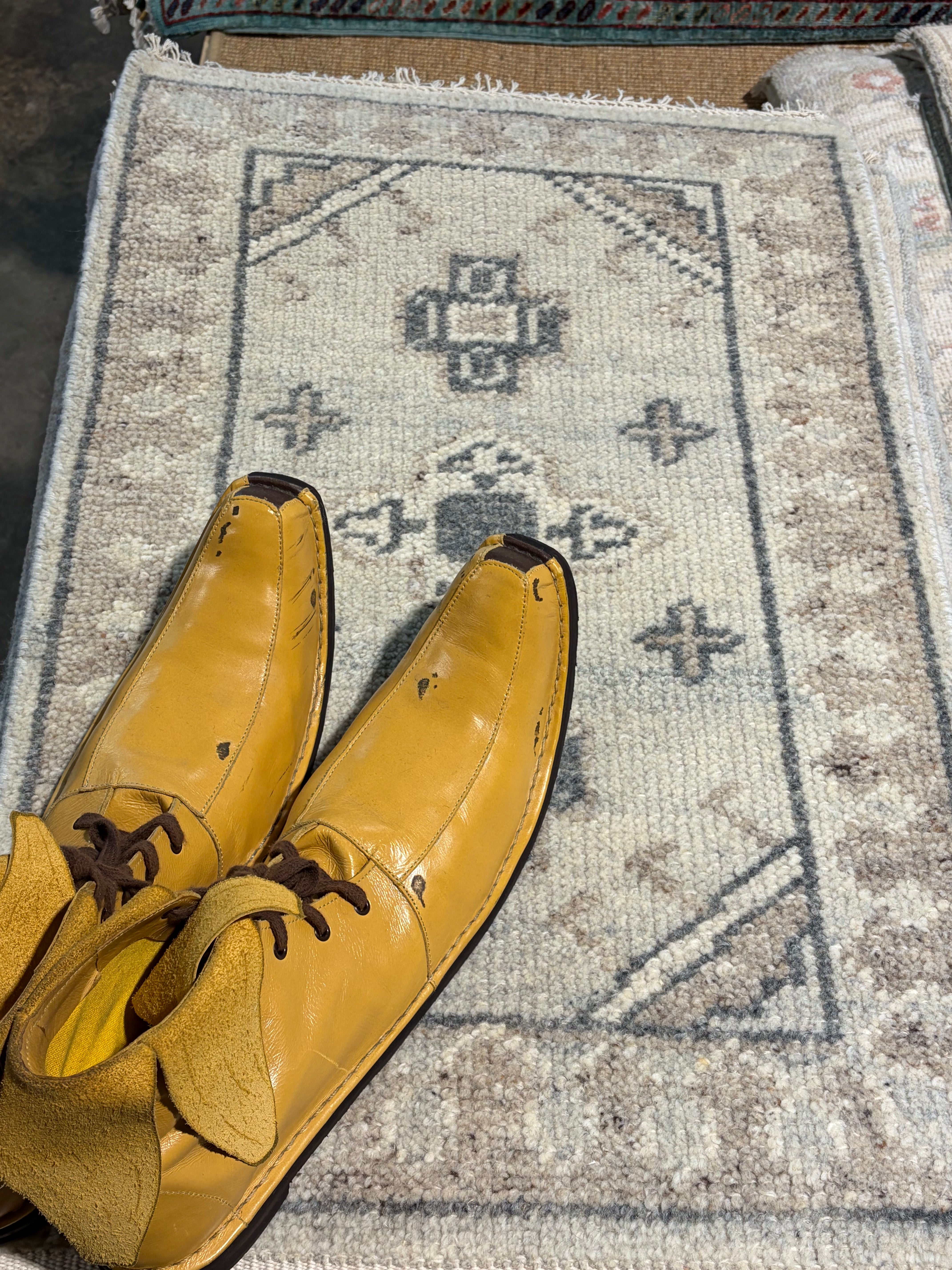 Allison Mango 2x3 Hand-Knotted Oushak Rug