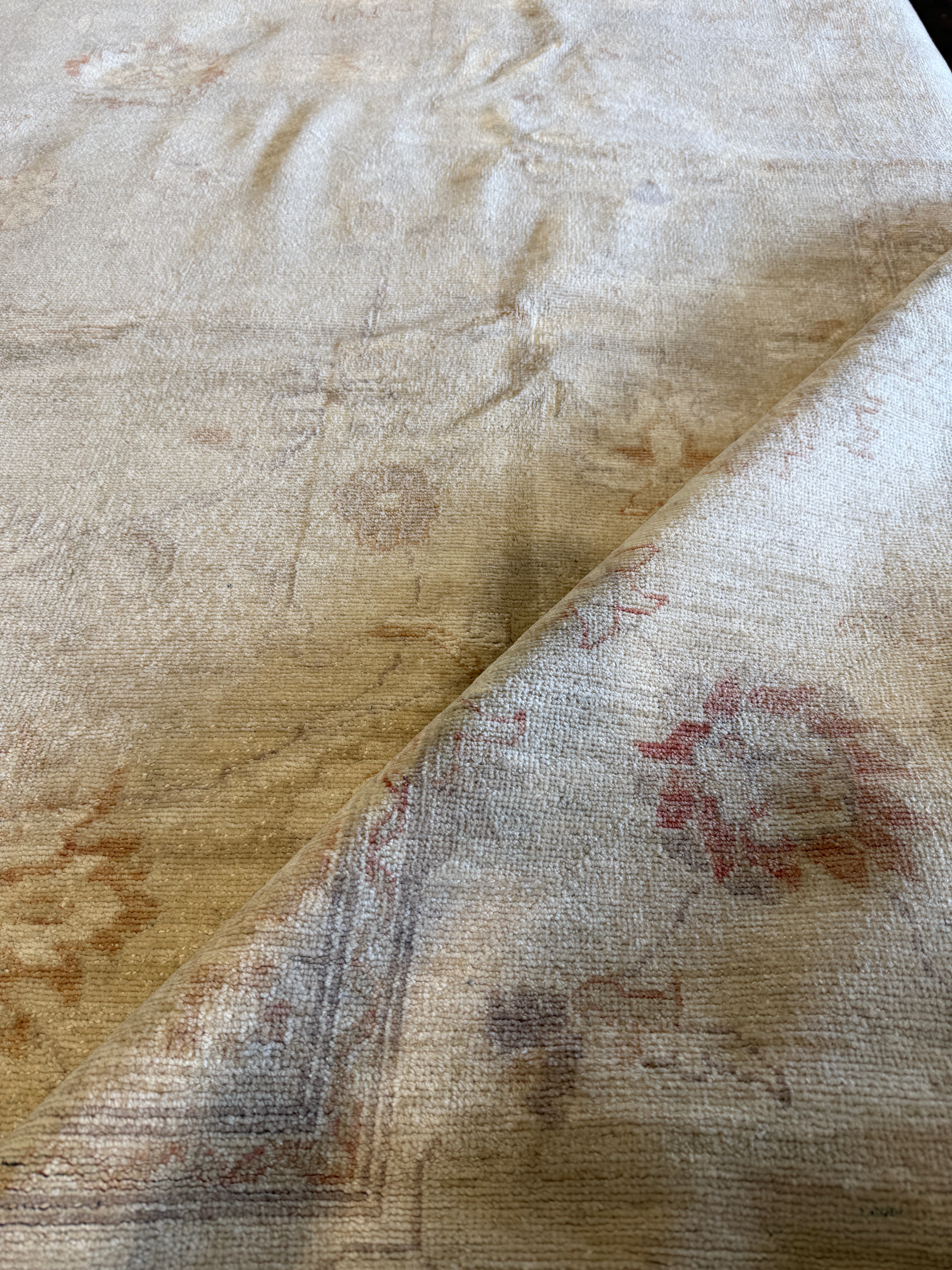 Kelly Weston 12.8x18.2 Cream Hand-Knotted Oushak