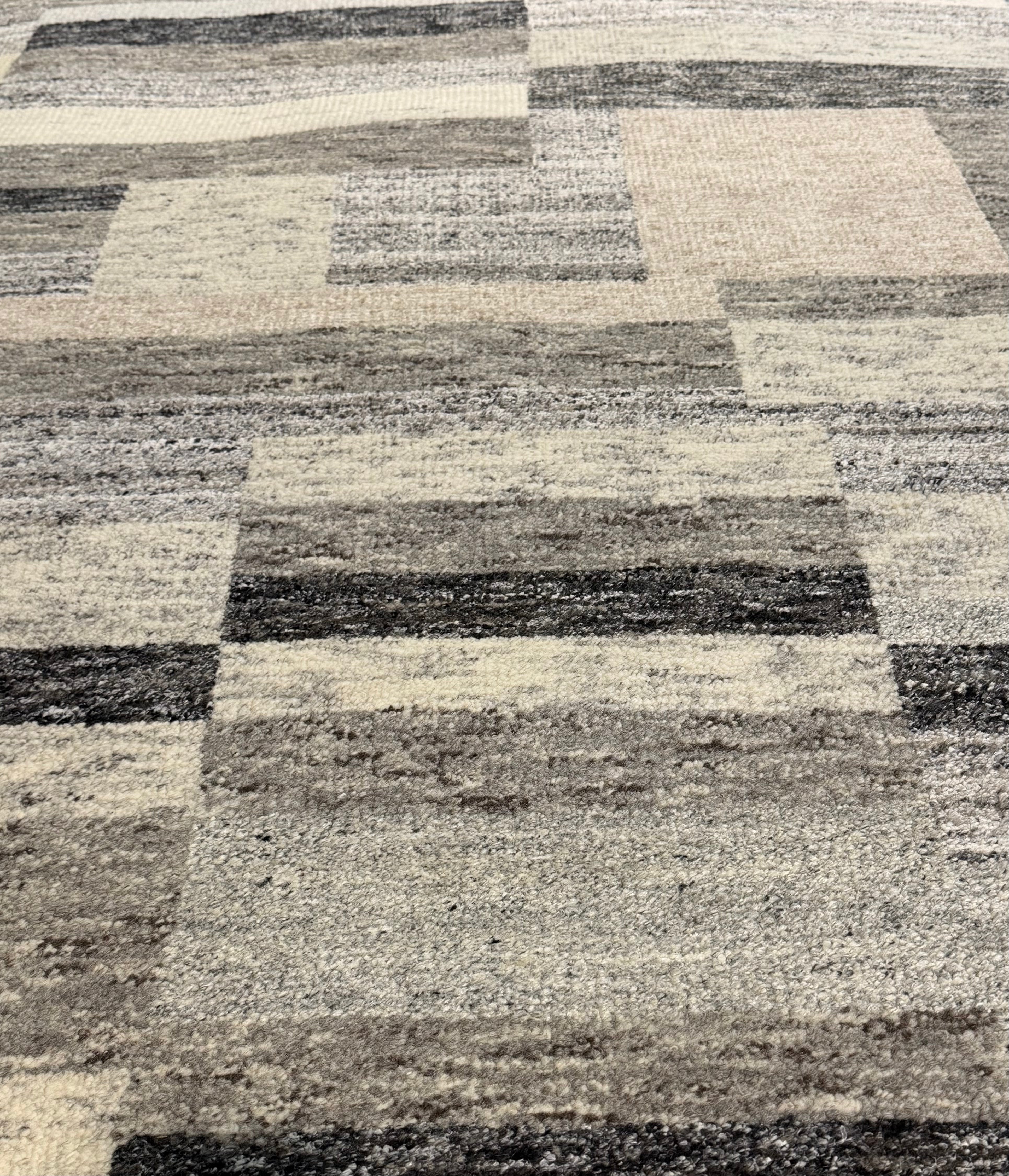 Dr. Hasseldorf 7.9x10 Hand-Knotted Brown & Beige Geometrical