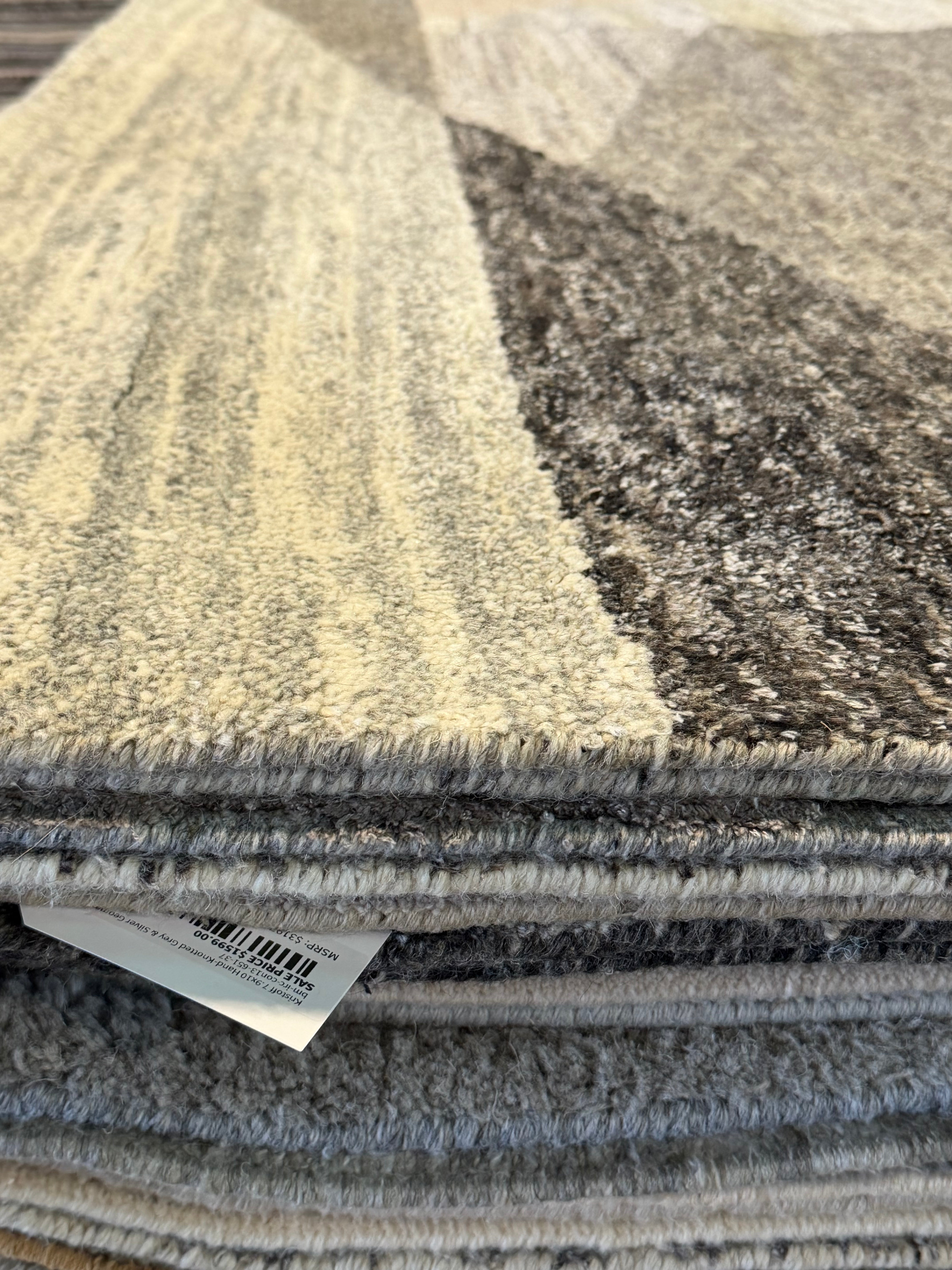 Dr. Hasseldorf 7.9x10 Hand-Knotted Brown & Beige Geometrical
