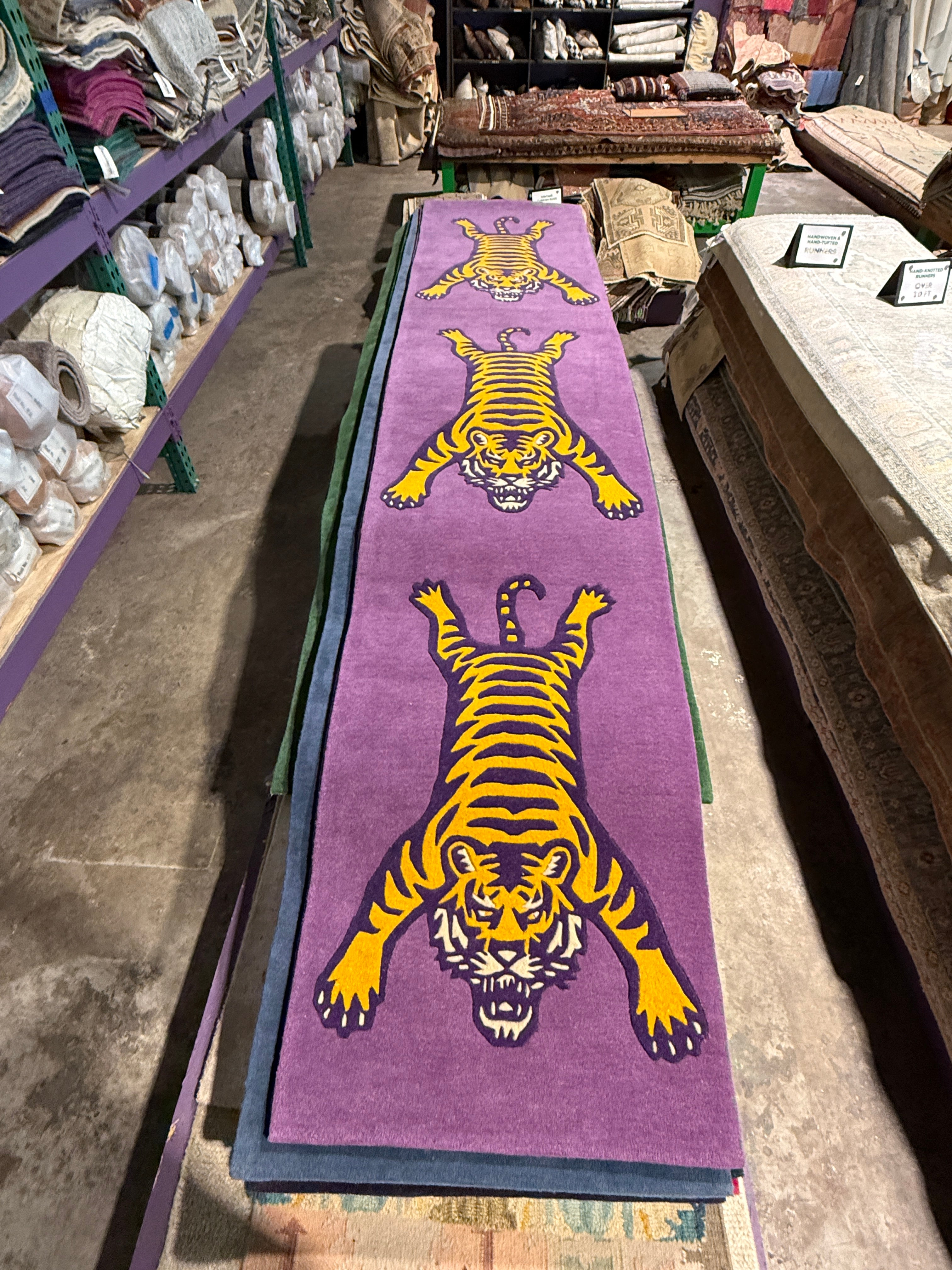 El Tigre 2.6x12 Runner Hand-Tufted Runner (Two Styles)